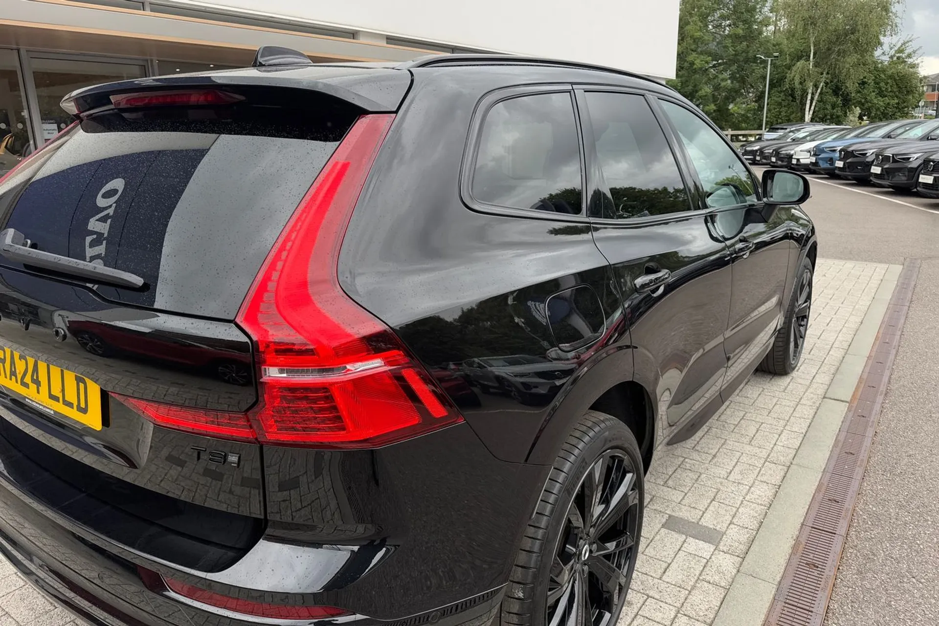 Volvo XC60 thumbnail image number 14