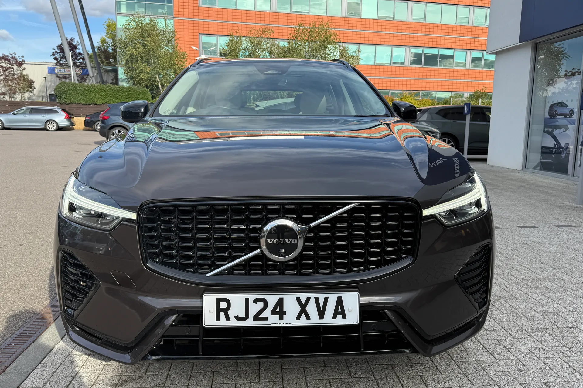 Volvo XC60 thumbnail image number 14
