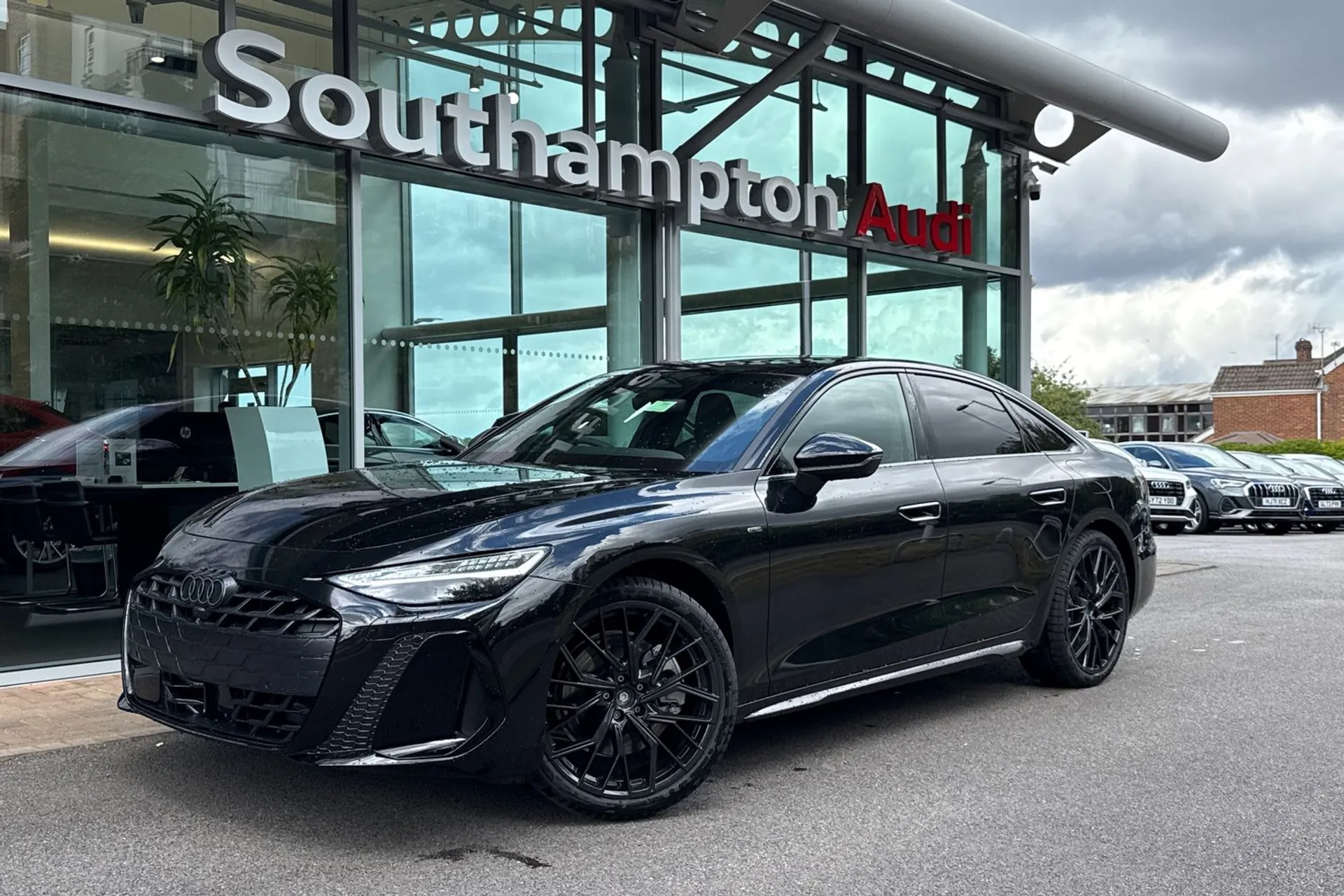 Audi A6 Saloon thumbnail image number 7