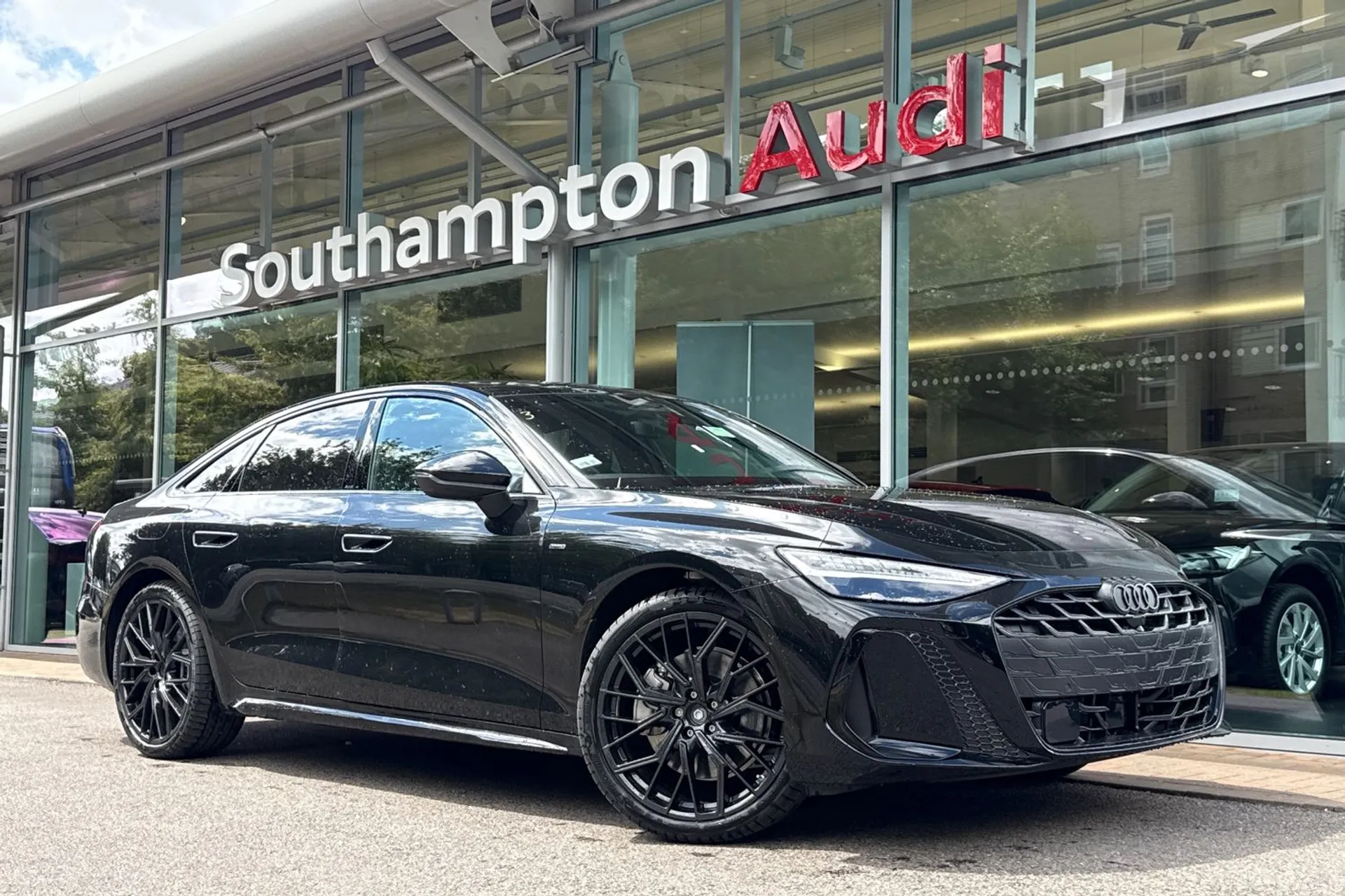 Audi A6 Saloon focused image