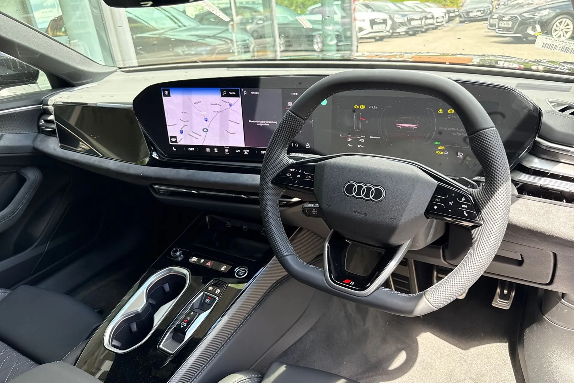 Audi A6 Saloon thumbnail image number 8