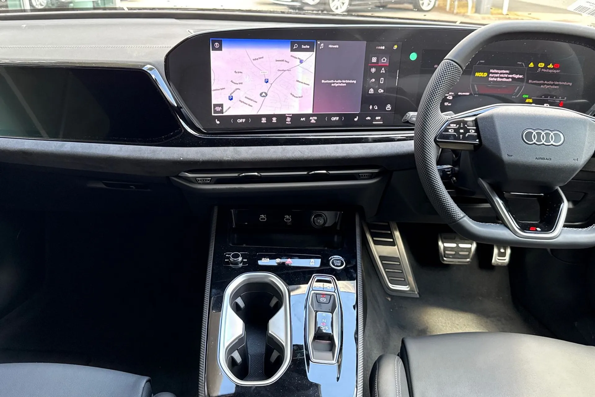 Audi A6 Saloon thumbnail image number 34