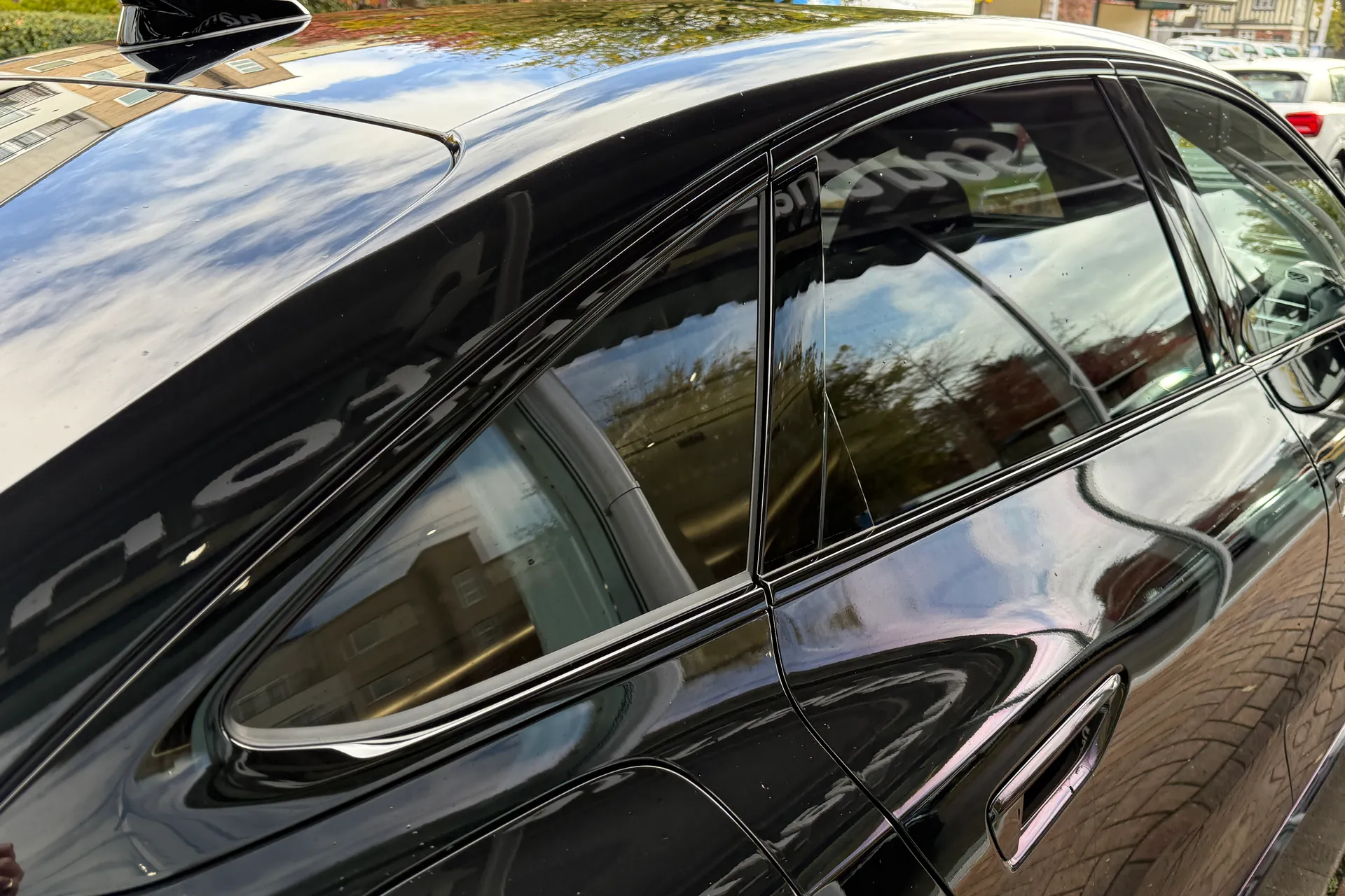 Audi A6 thumbnail image number 19