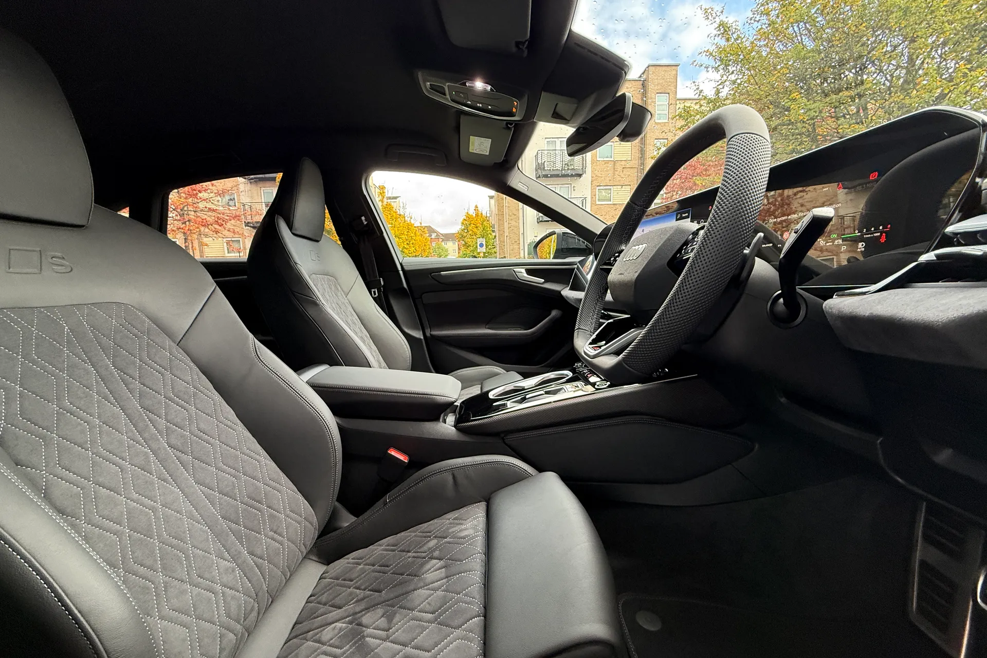 Audi A6 thumbnail image number 10