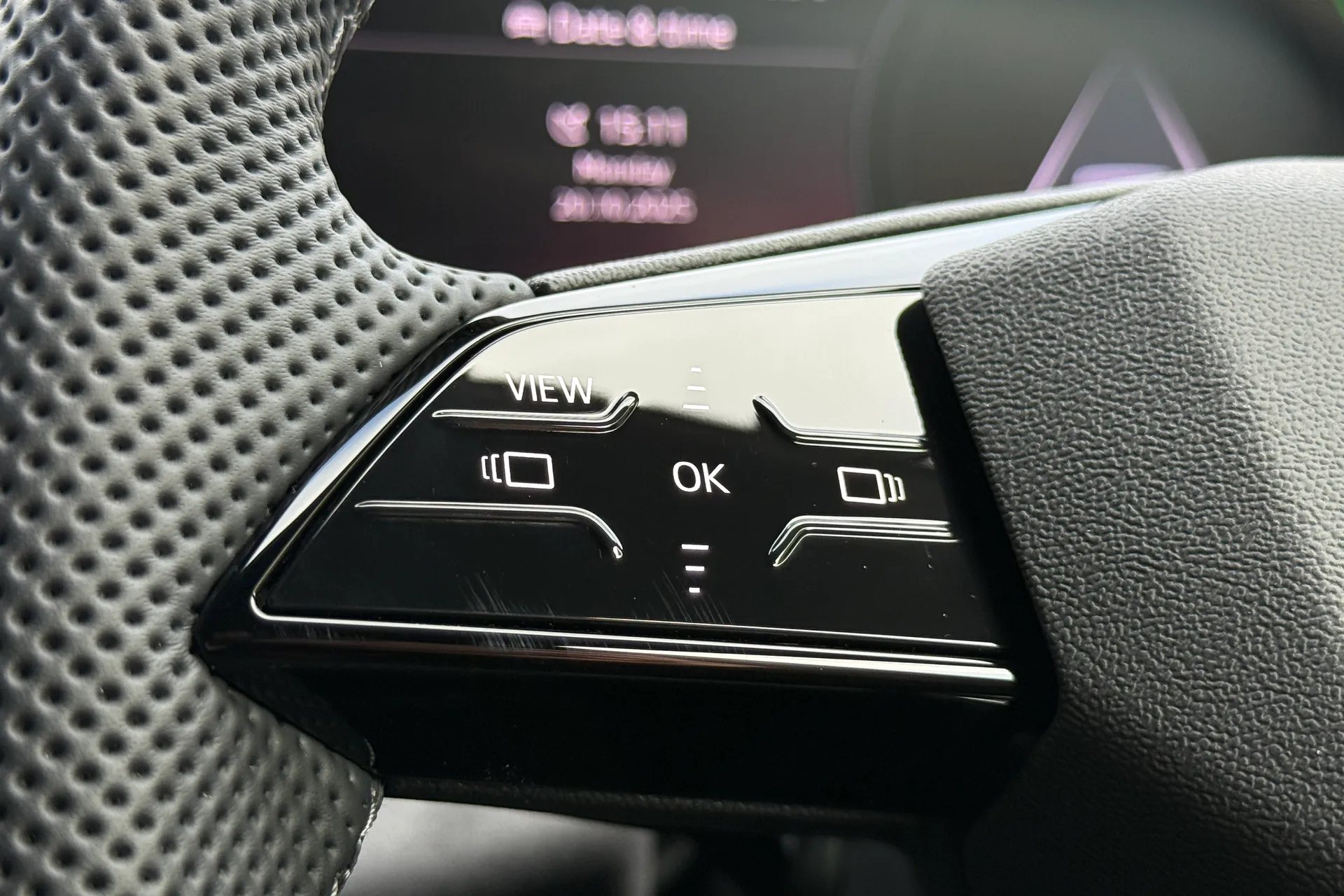 Audi A6 thumbnail image number 47