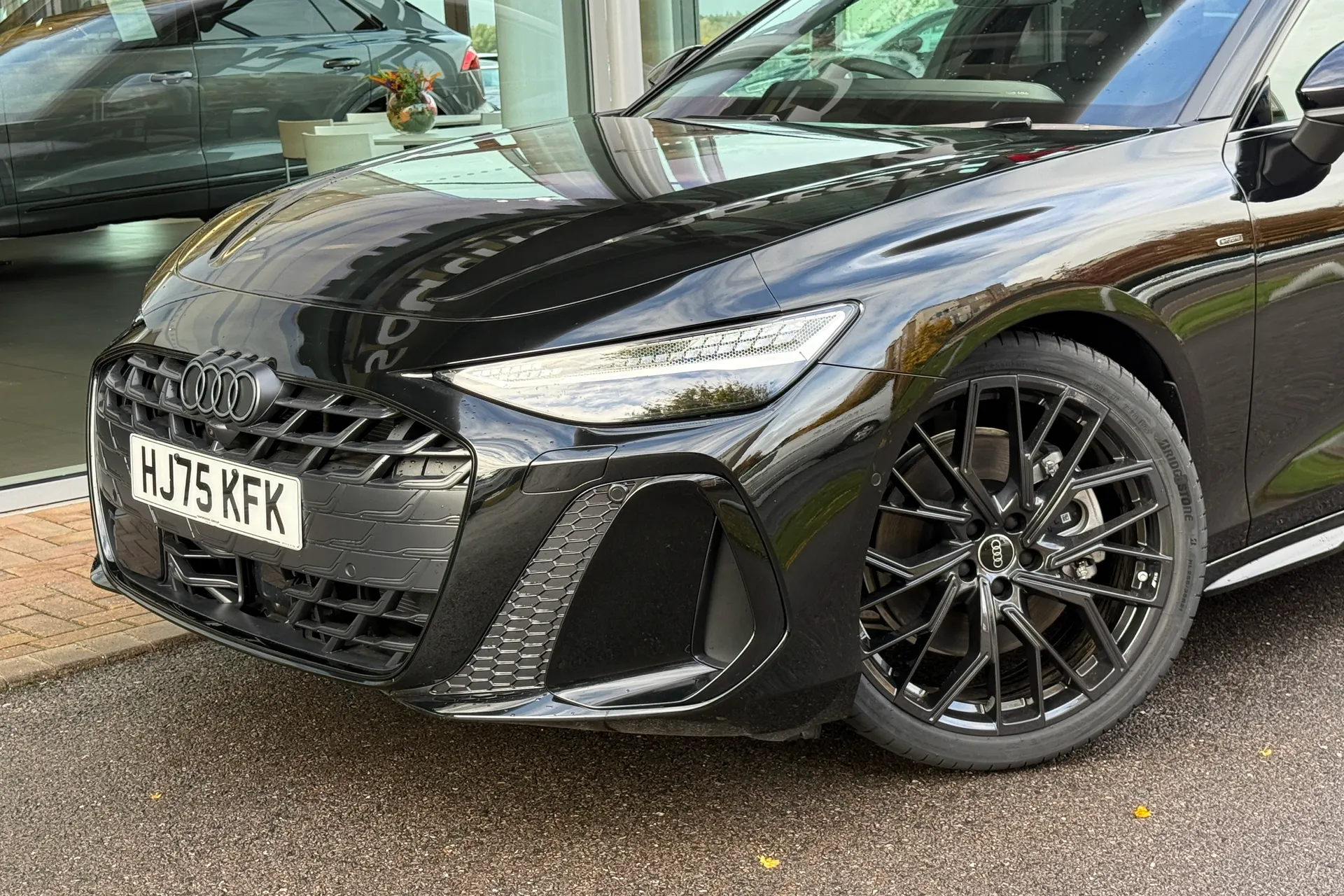 Audi A6 thumbnail image number 37