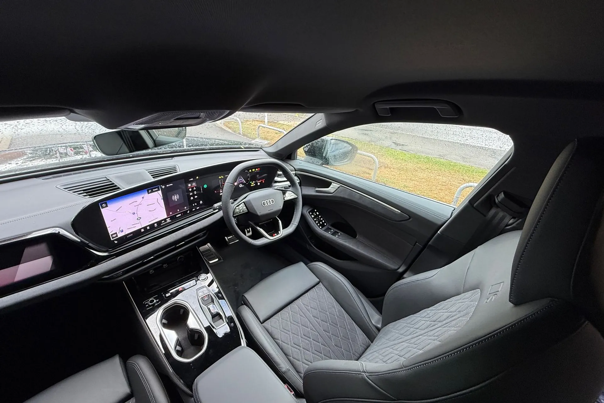 Audi A6 thumbnail image number 31