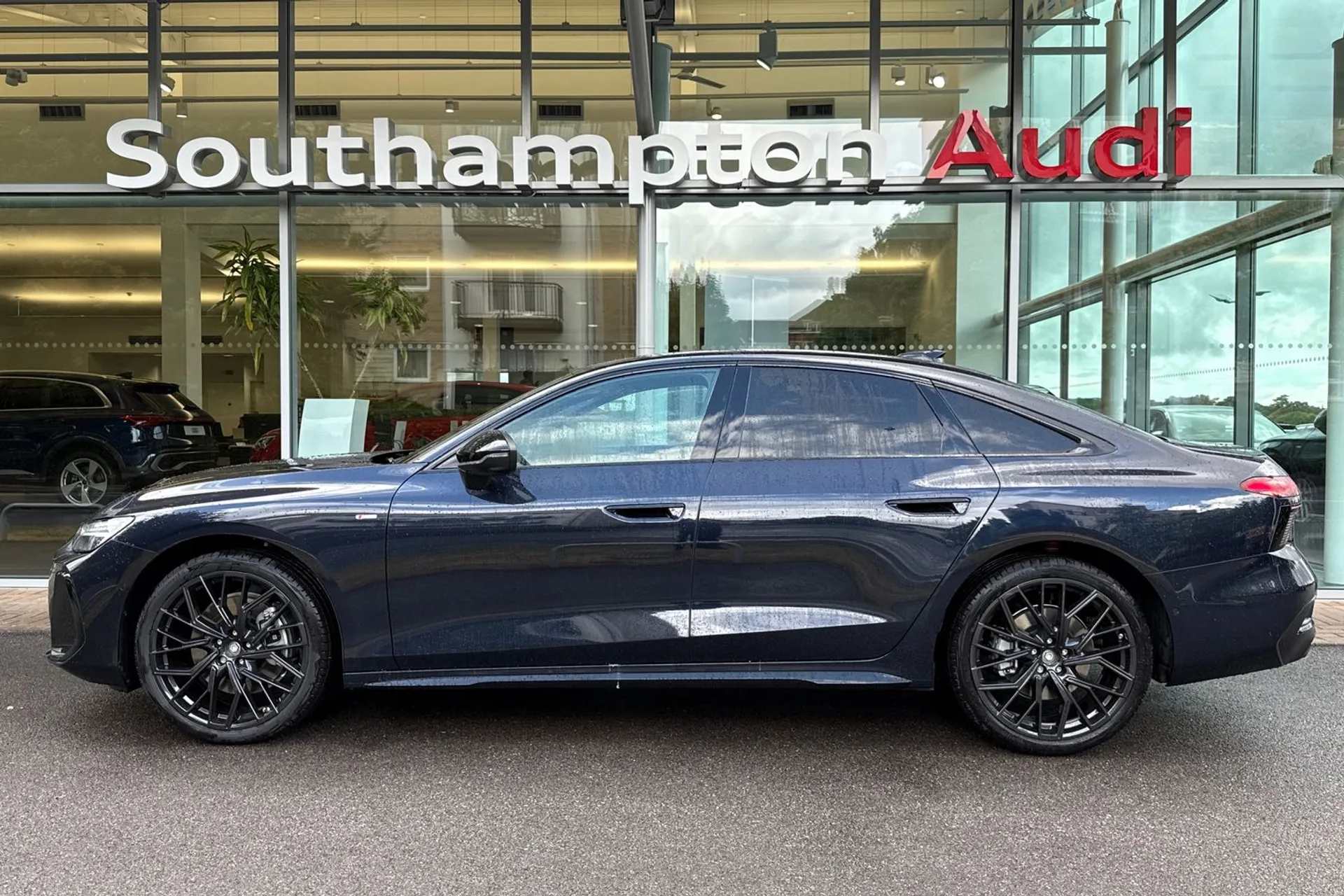 Audi A6 thumbnail image number 10