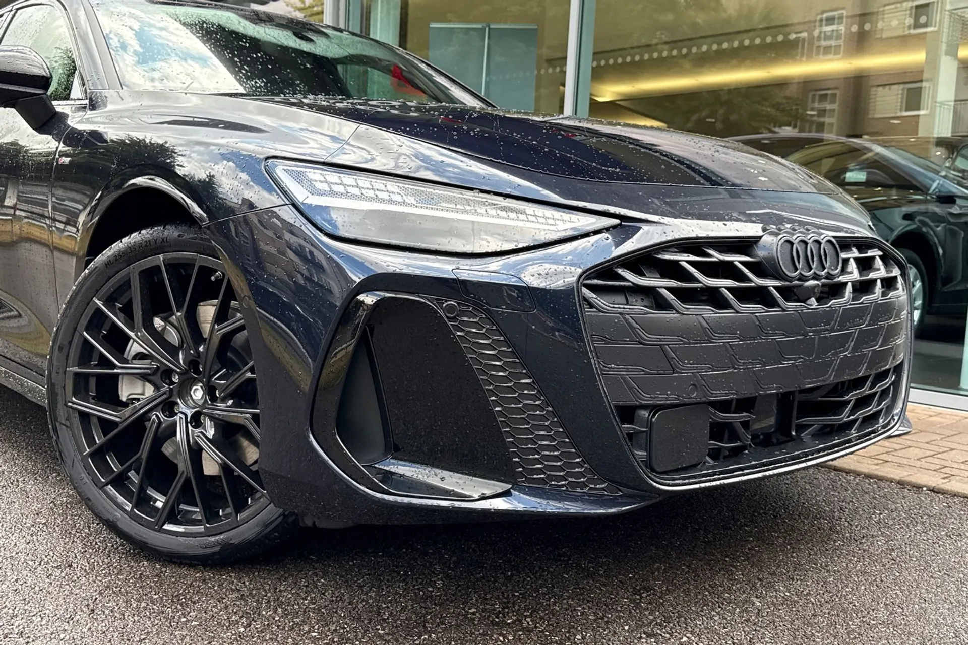 Audi A6 thumbnail image number 7