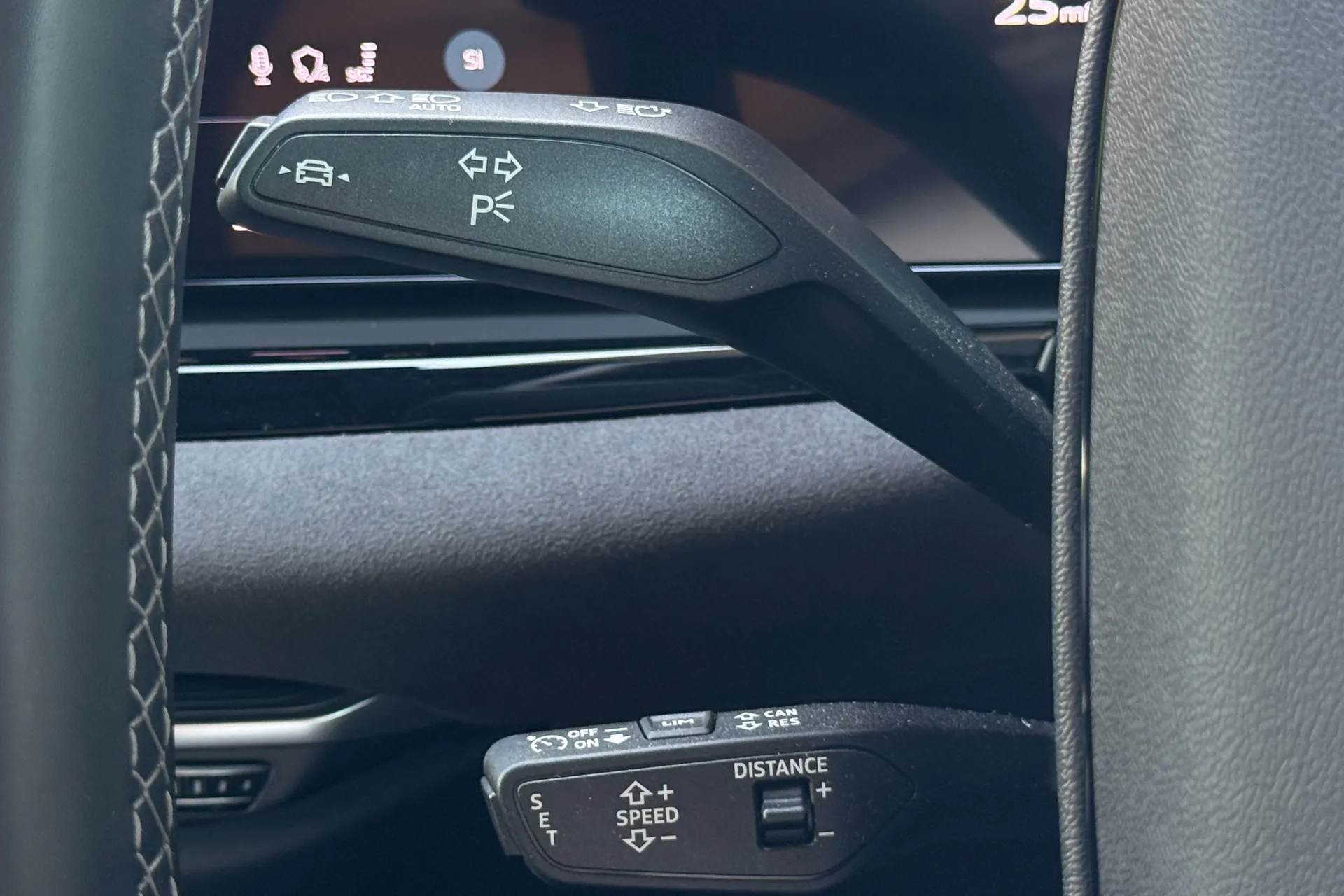 Audi A6 thumbnail image number 13