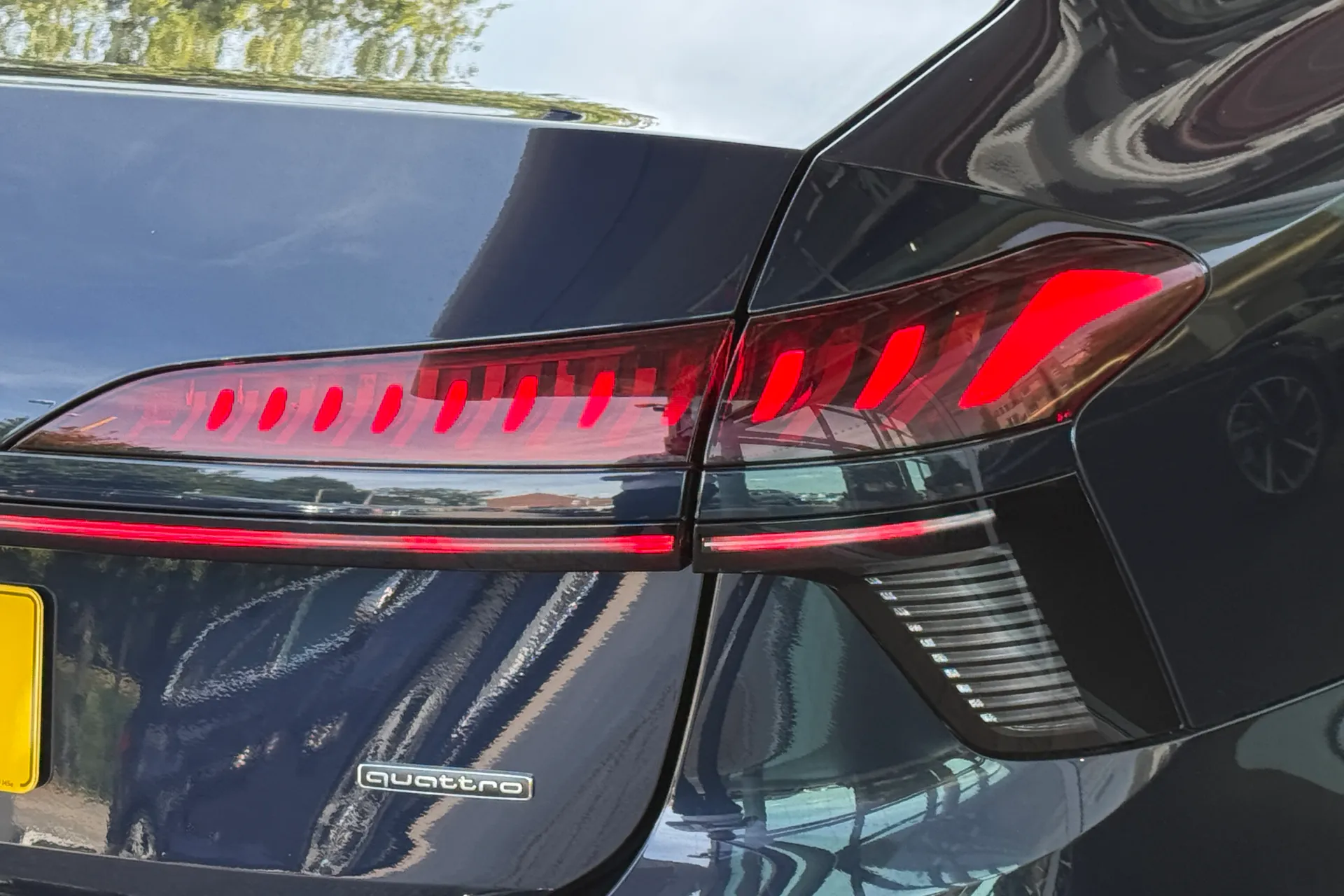 Audi A6 thumbnail image number 39