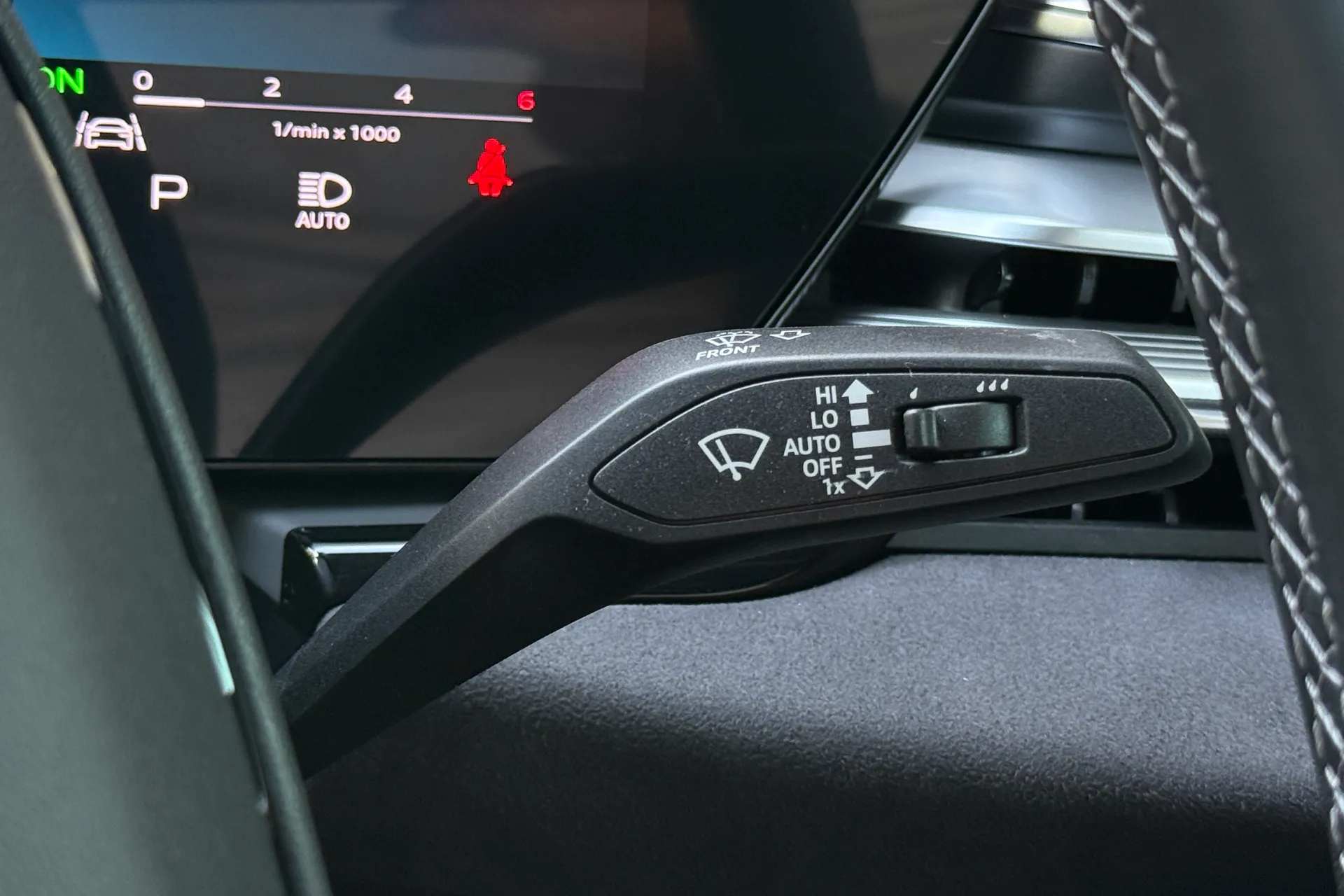 Audi A6 thumbnail image number 12