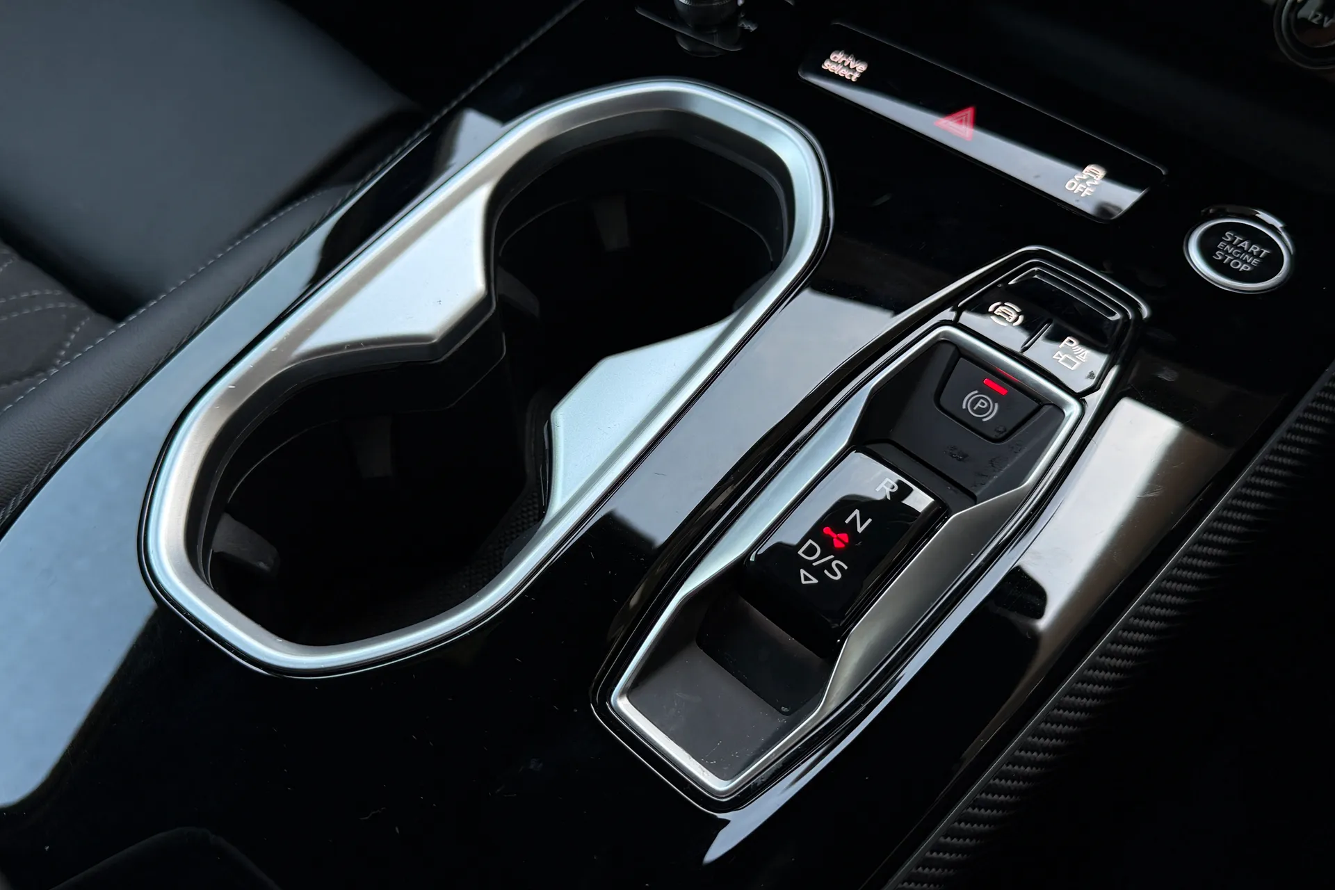 Audi A6 thumbnail image number 20