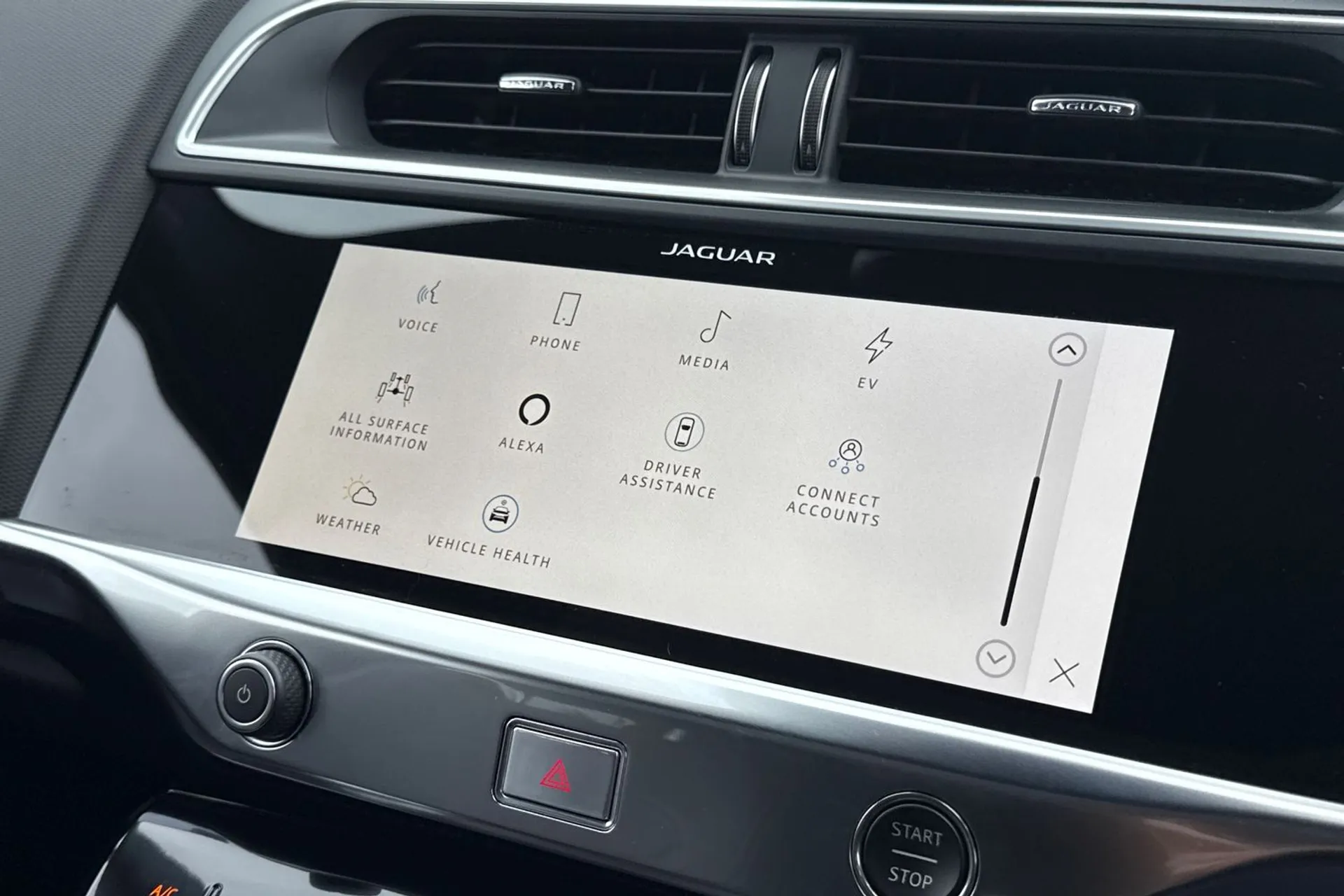Jaguar I-PACE thumbnail image number 53