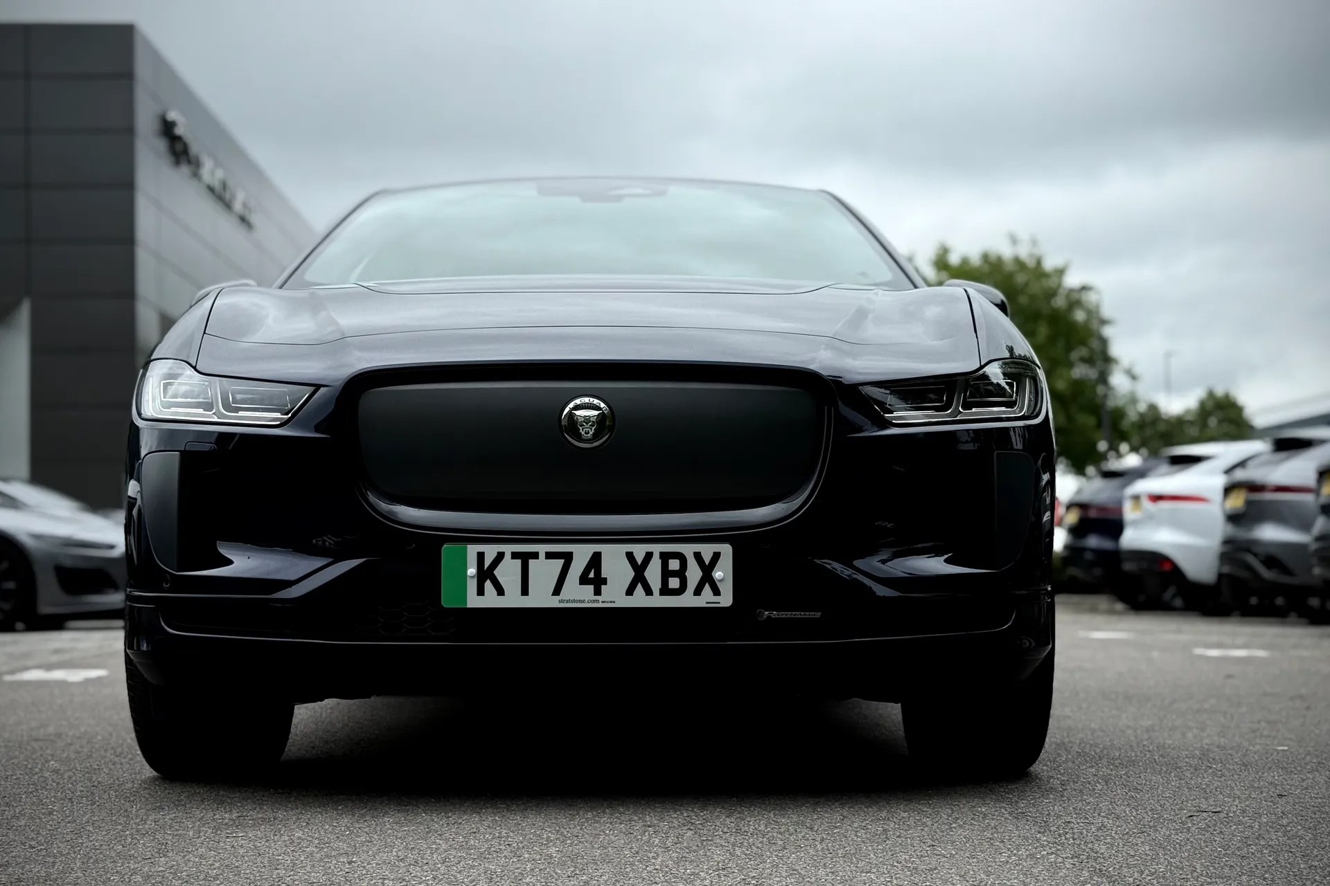 Jaguar I-PACE thumbnail image number 15