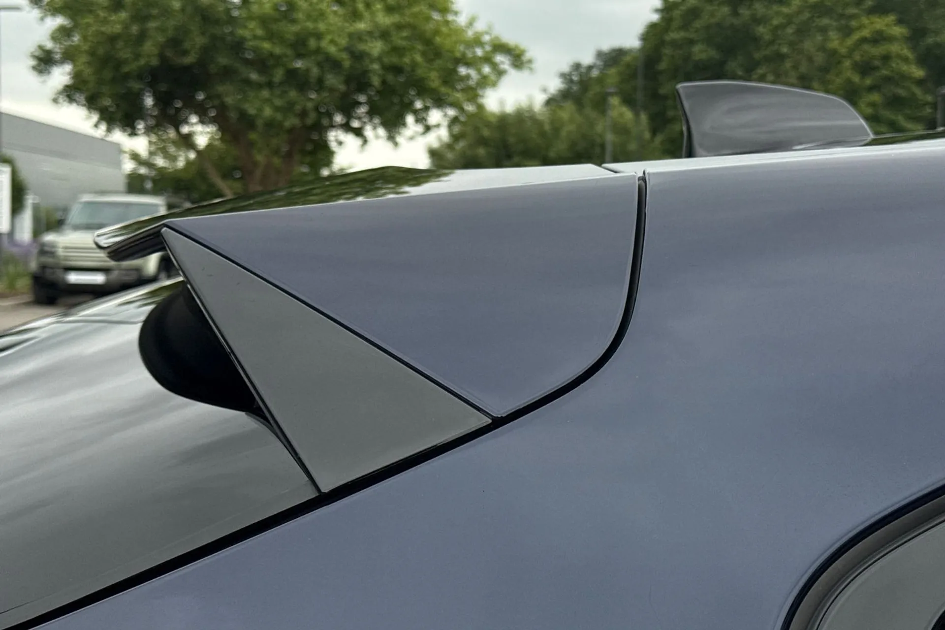 Jaguar I-PACE thumbnail image number 20
