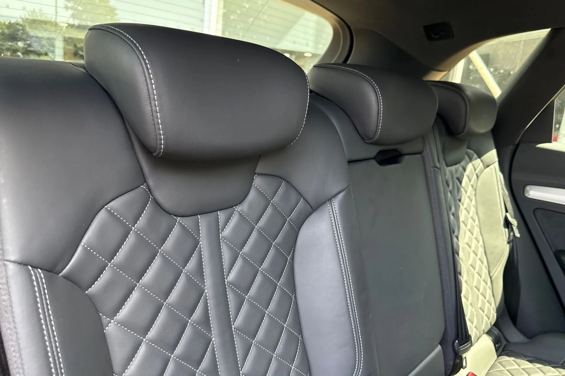 Audi Q5 thumbnail image number 23