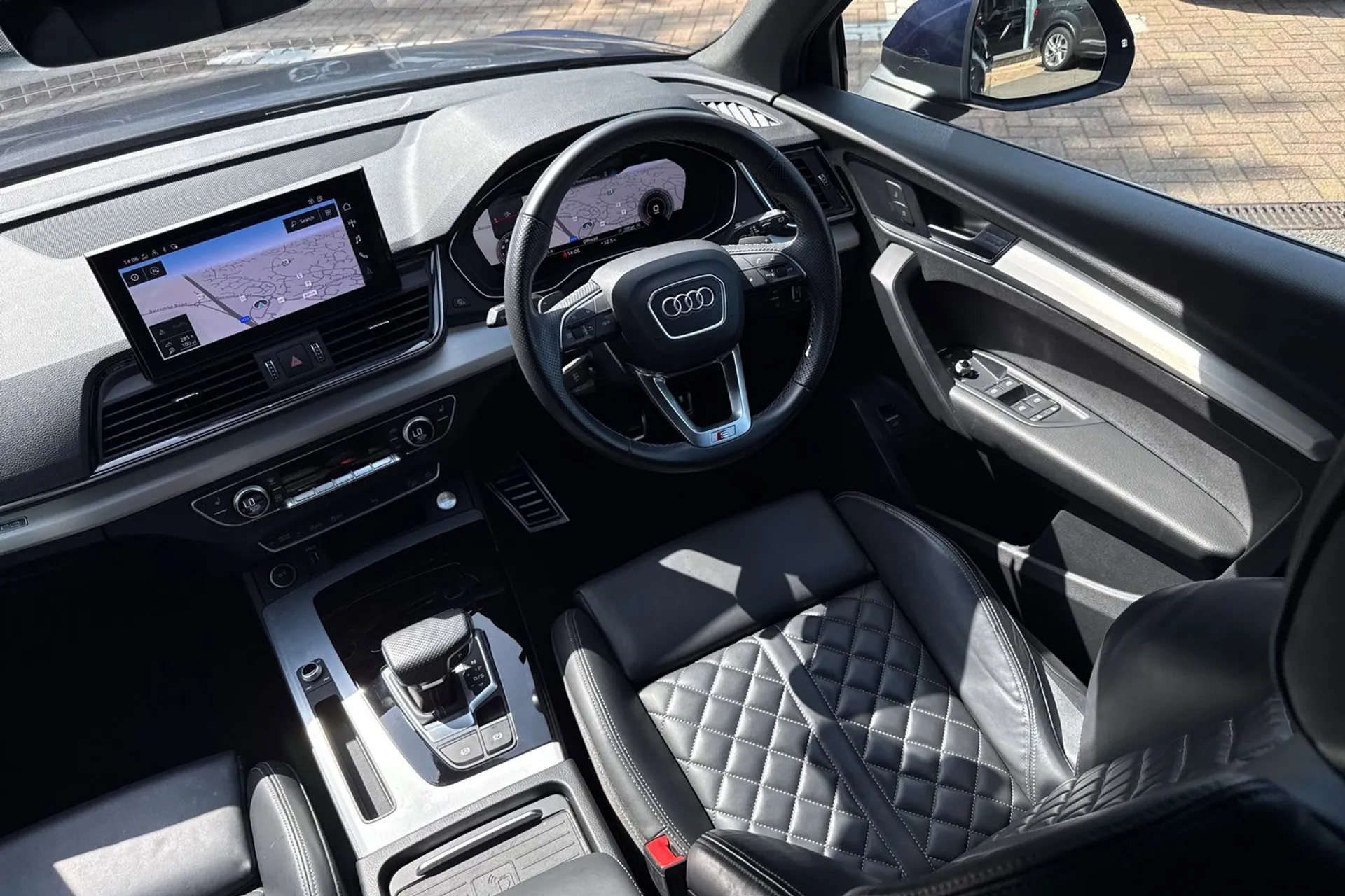 Audi Q5 thumbnail image number 33
