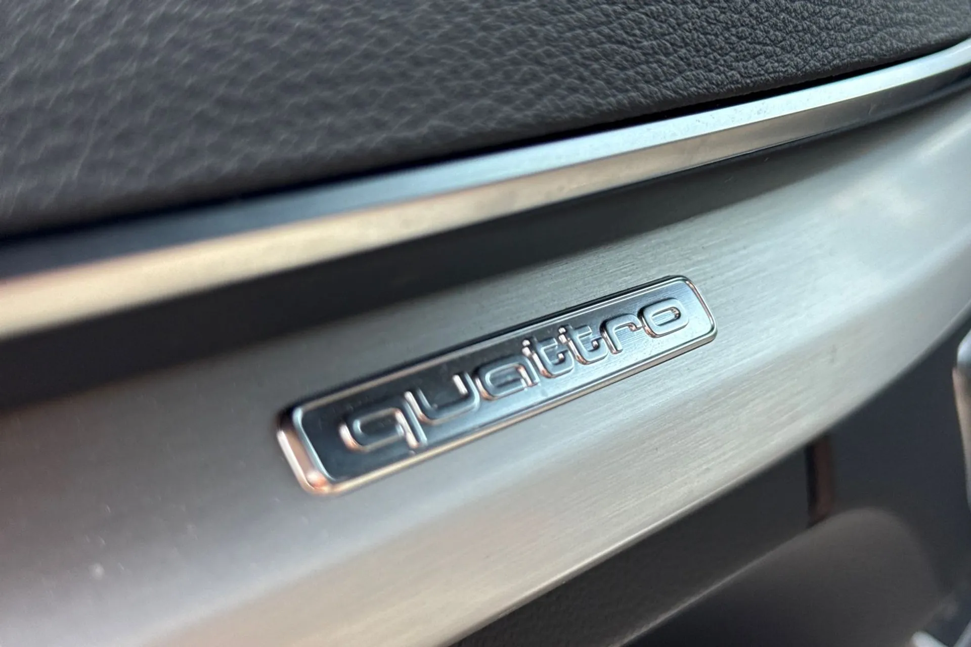 Audi Q5 thumbnail image number 45