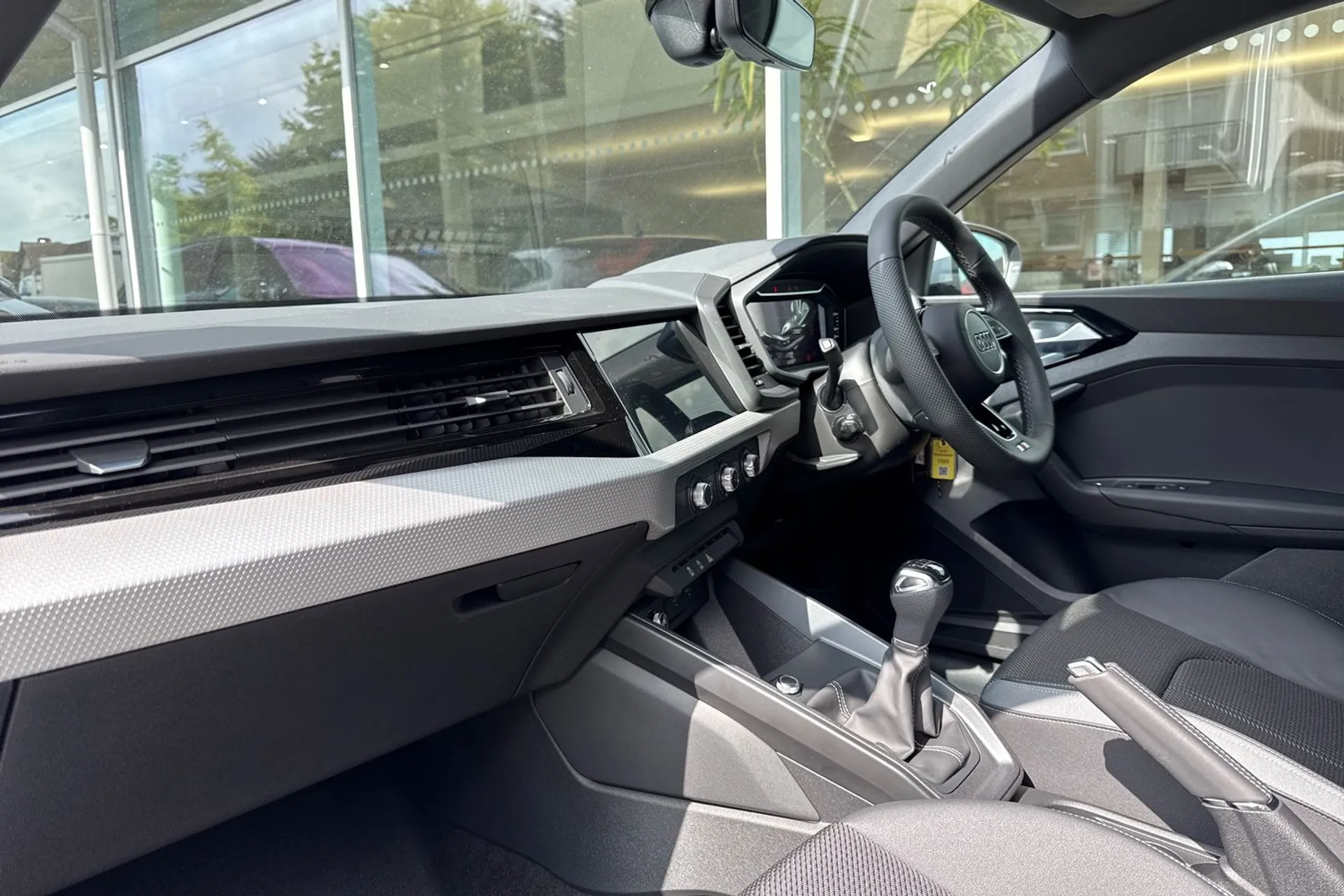 Audi A1 thumbnail image number 2