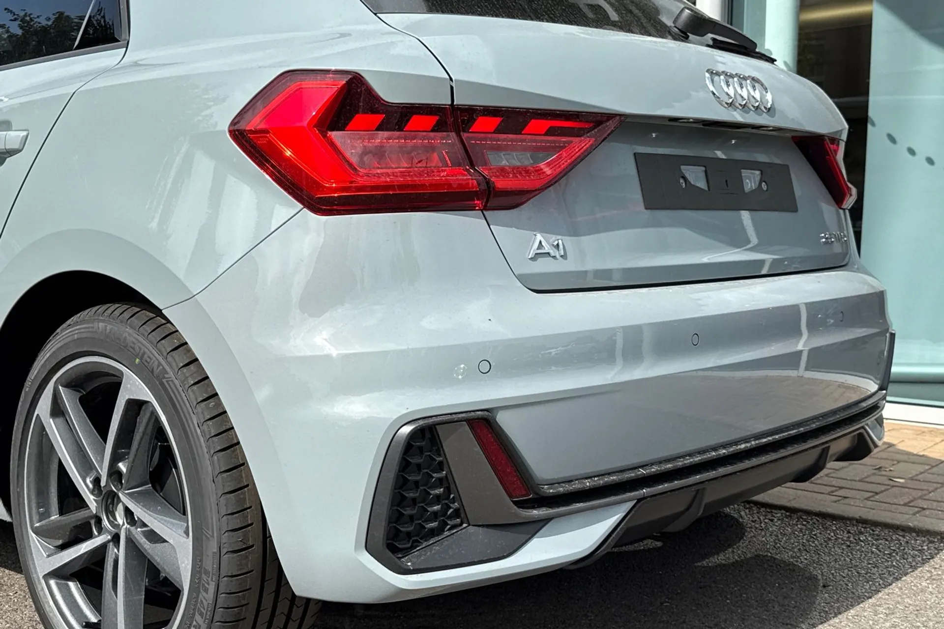 Audi A1 thumbnail image number 18