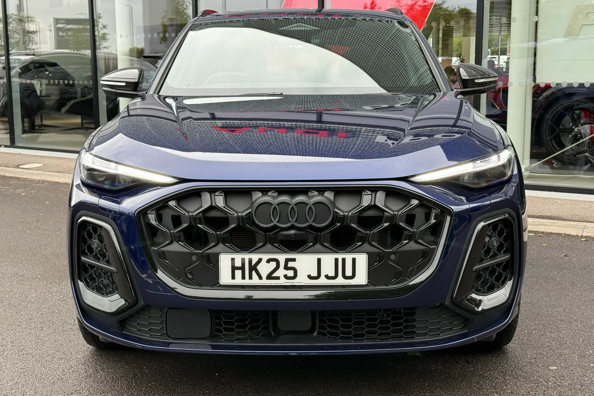 Audi Q5 thumbnail image number 11