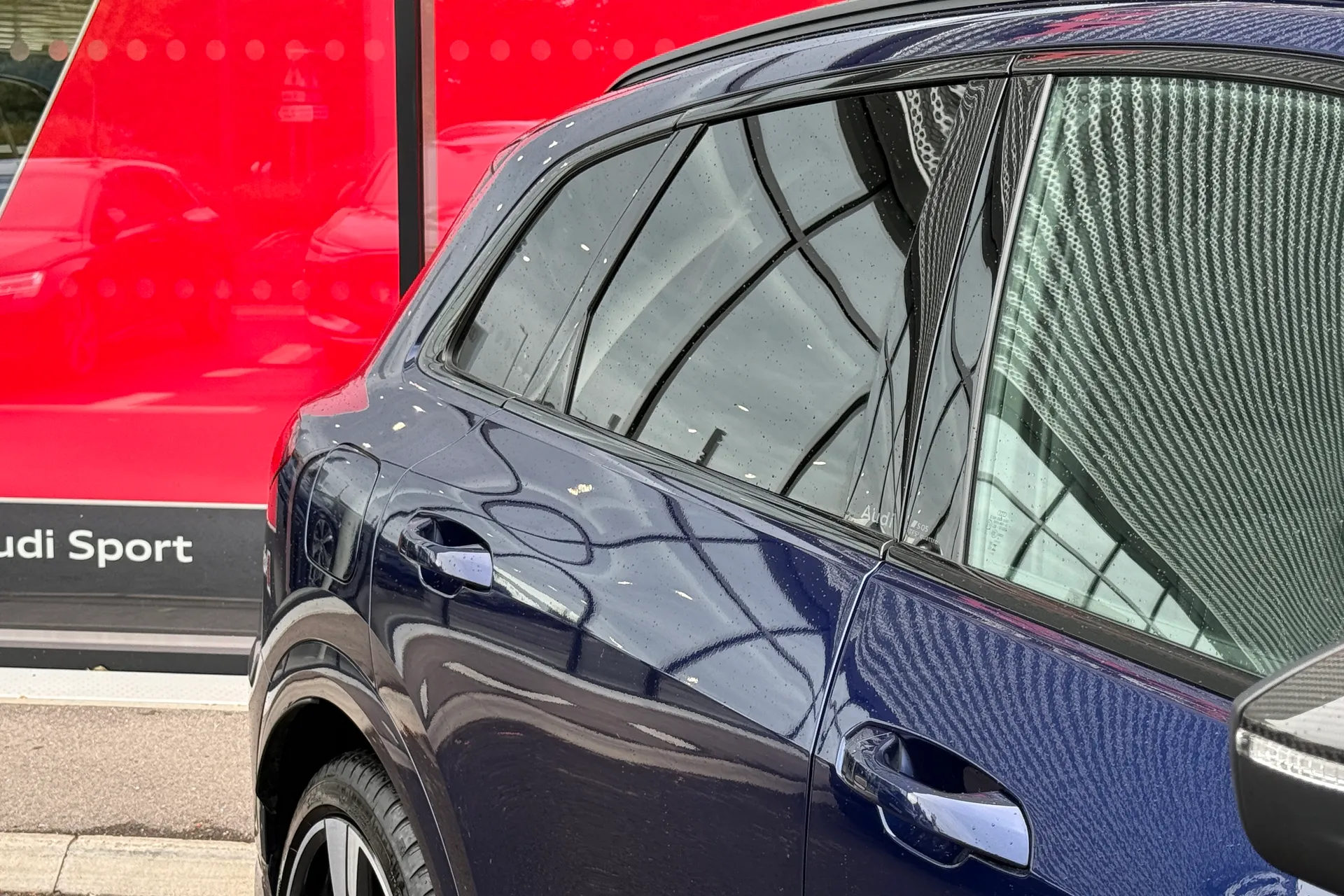 Audi Q5 thumbnail image number 22