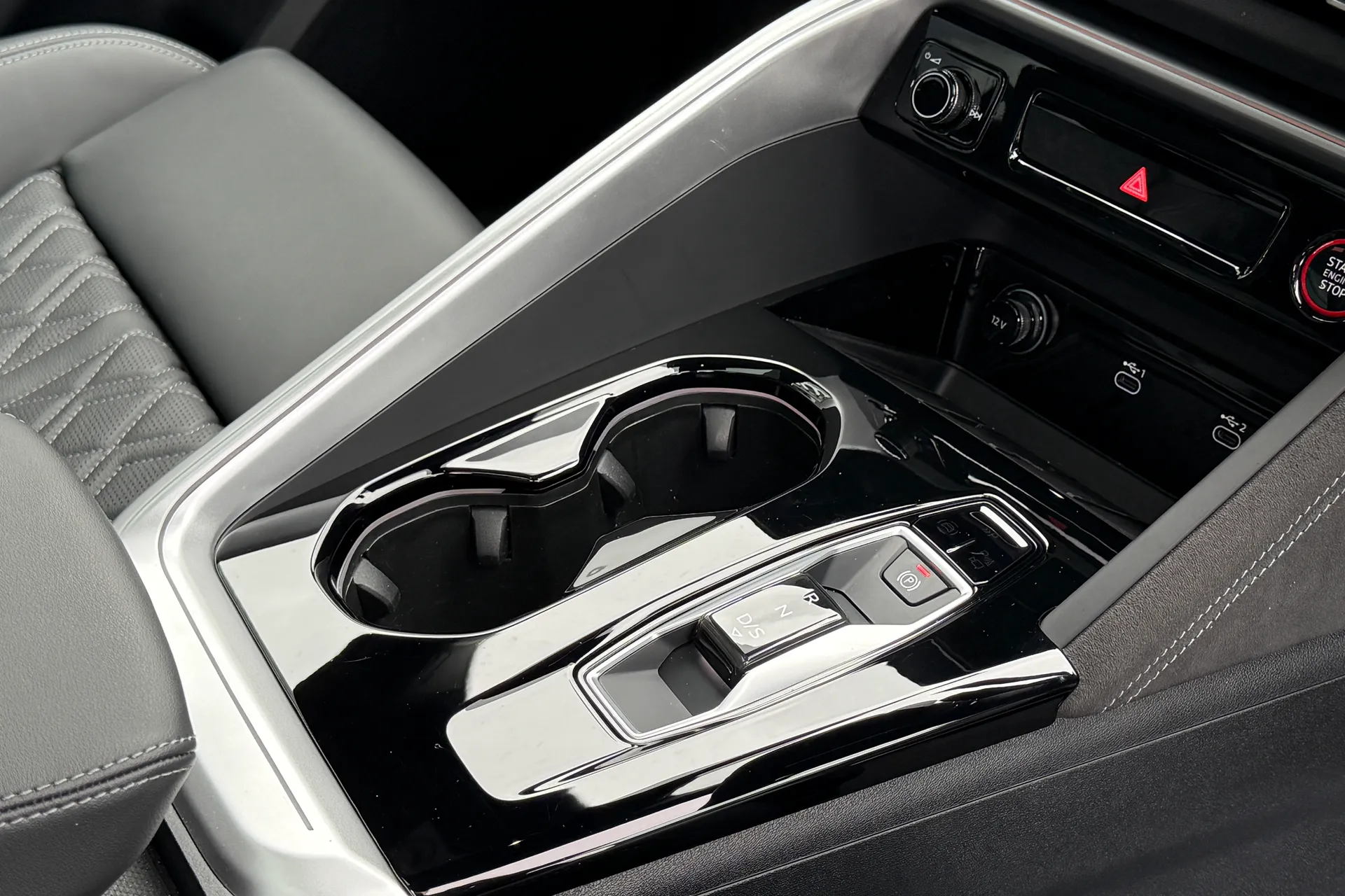 Audi Q5 thumbnail image number 27