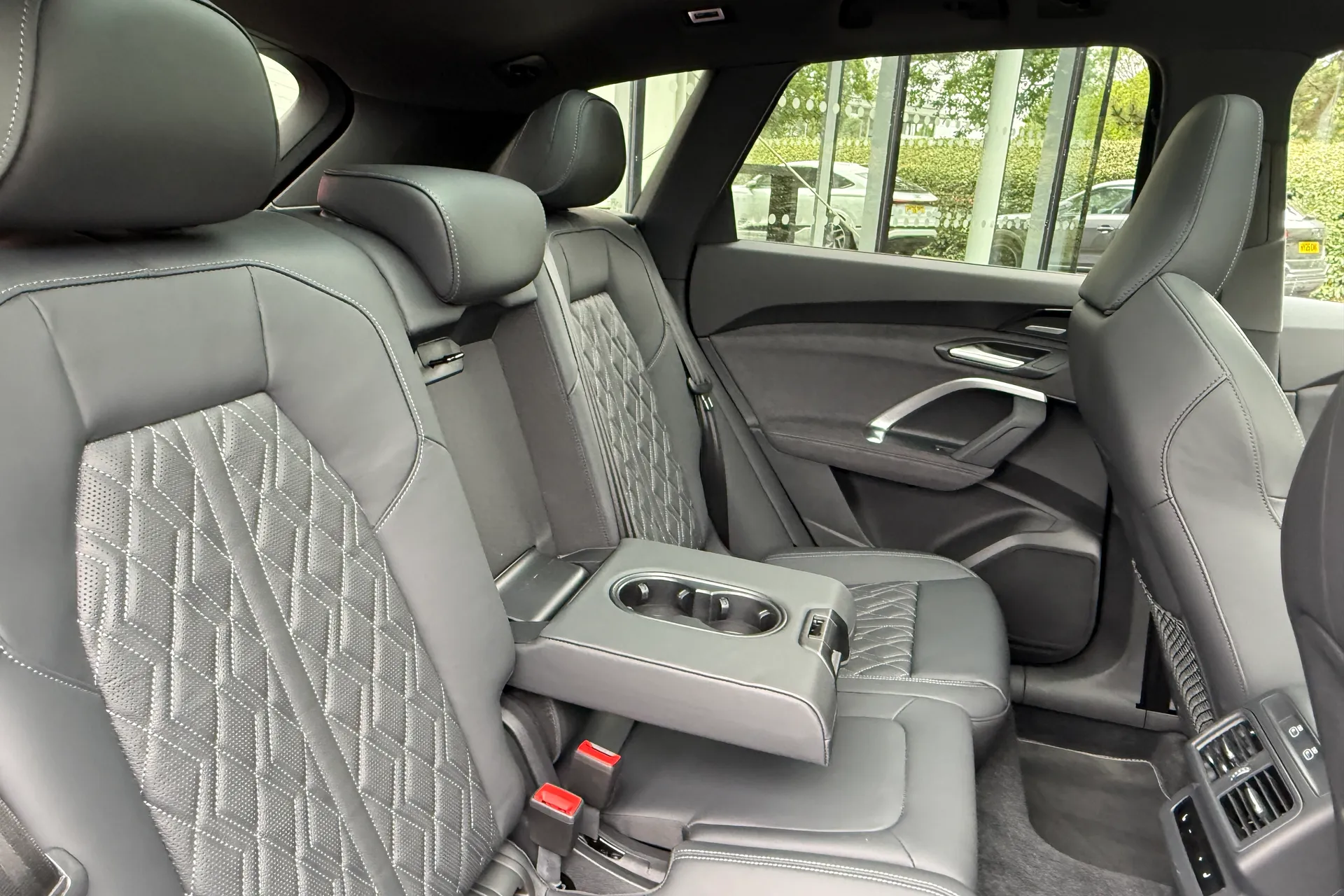 Audi Q5 thumbnail image number 50