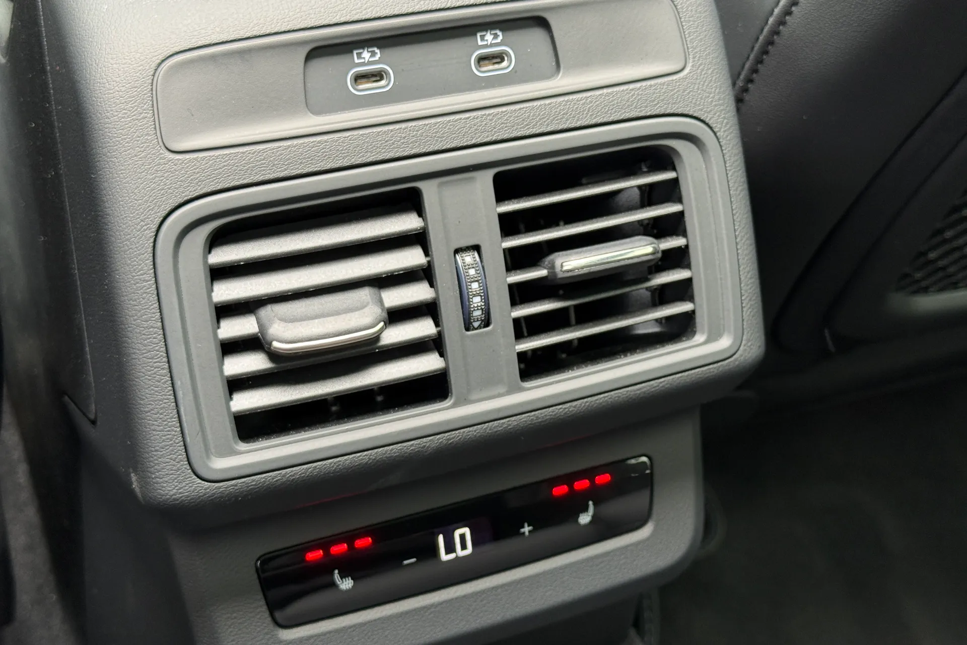 Audi Q5 thumbnail image number 39