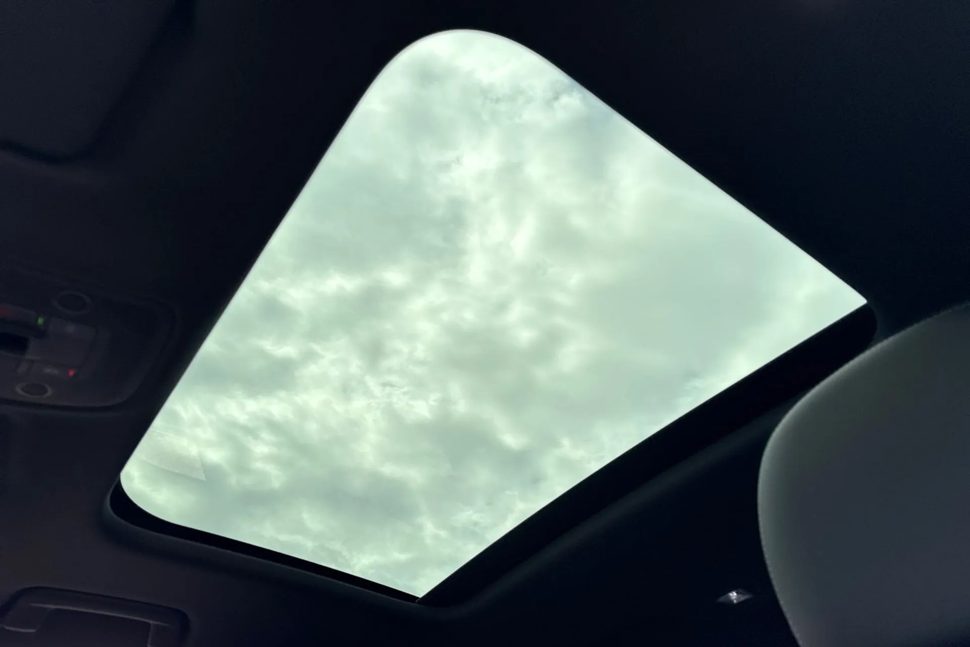 Audi Q3 thumbnail image number 37