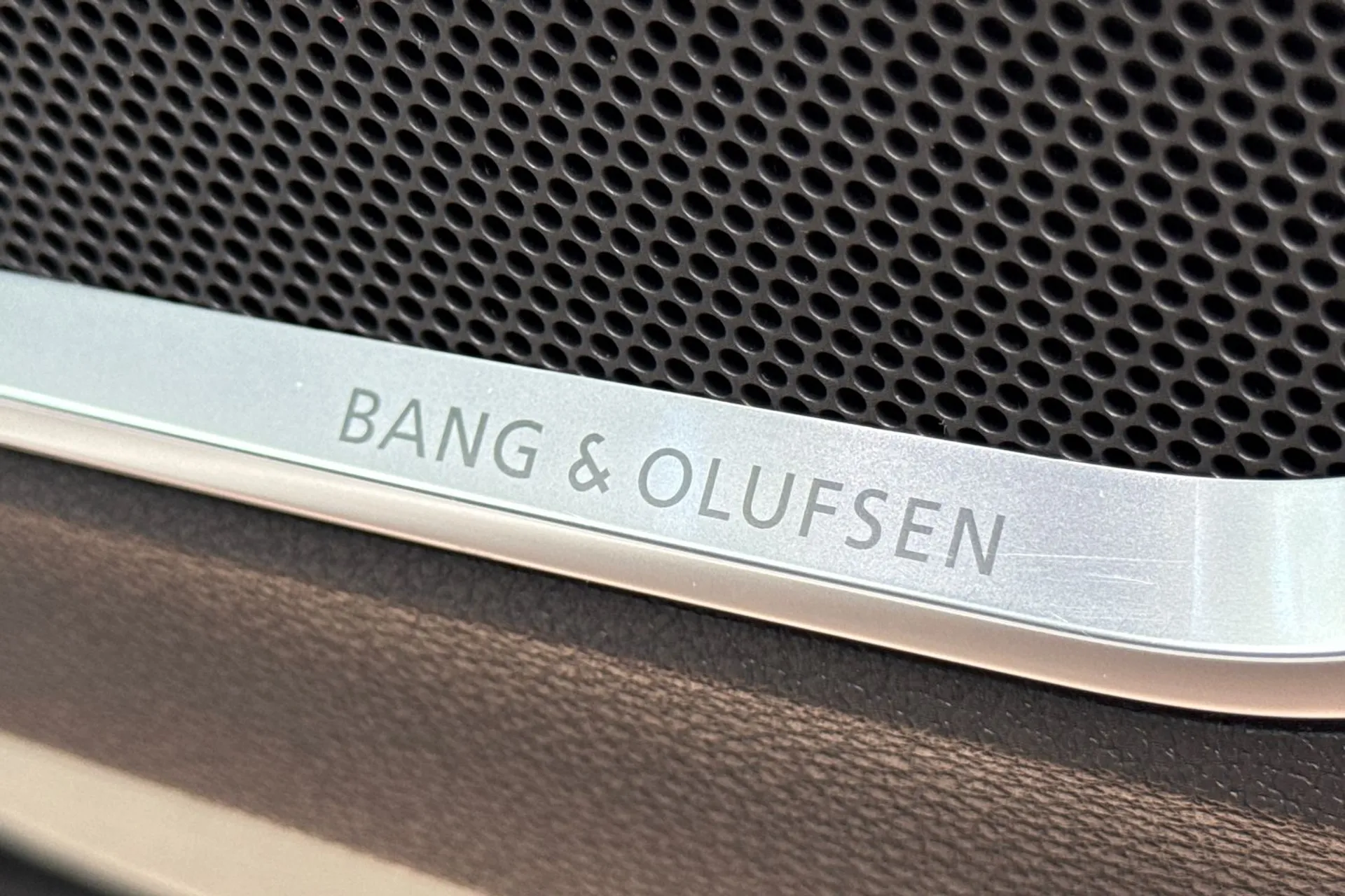Audi Q3 thumbnail image number 20