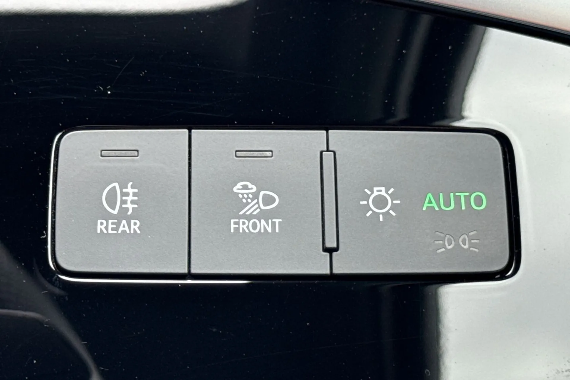Audi Q3 thumbnail image number 27