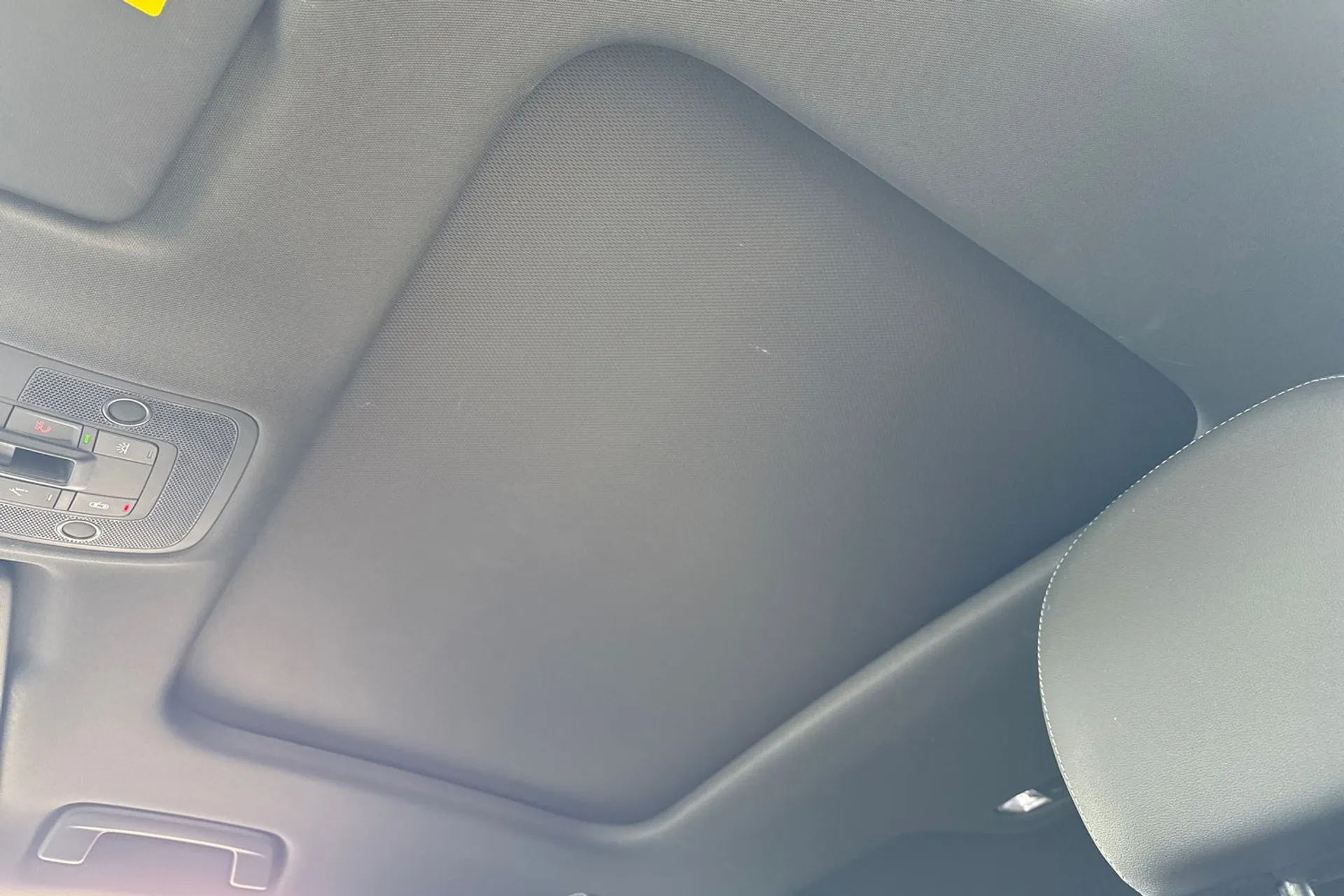 Audi Q3 thumbnail image number 36