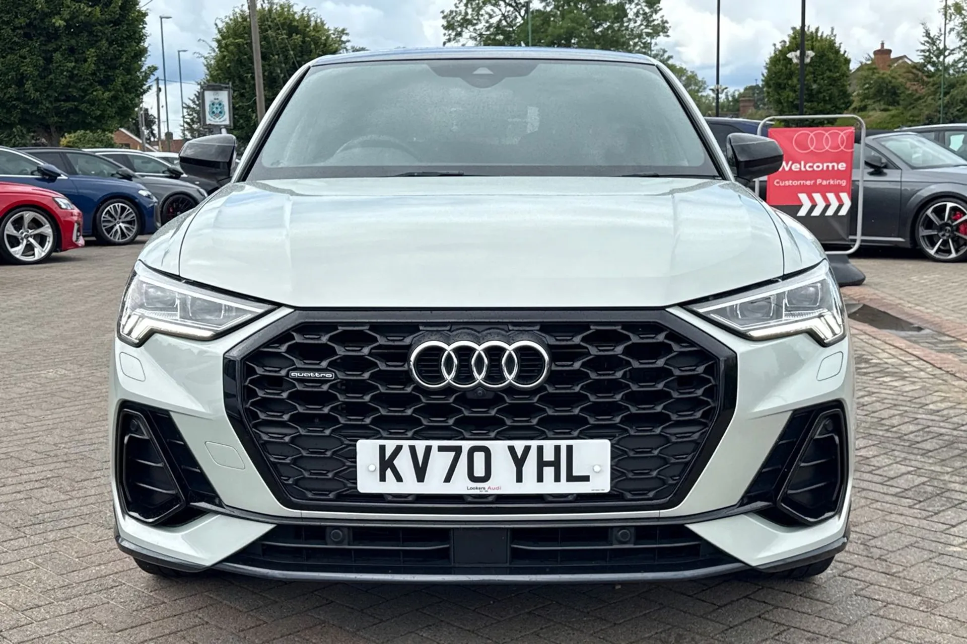 Audi Q3 thumbnail image number 29