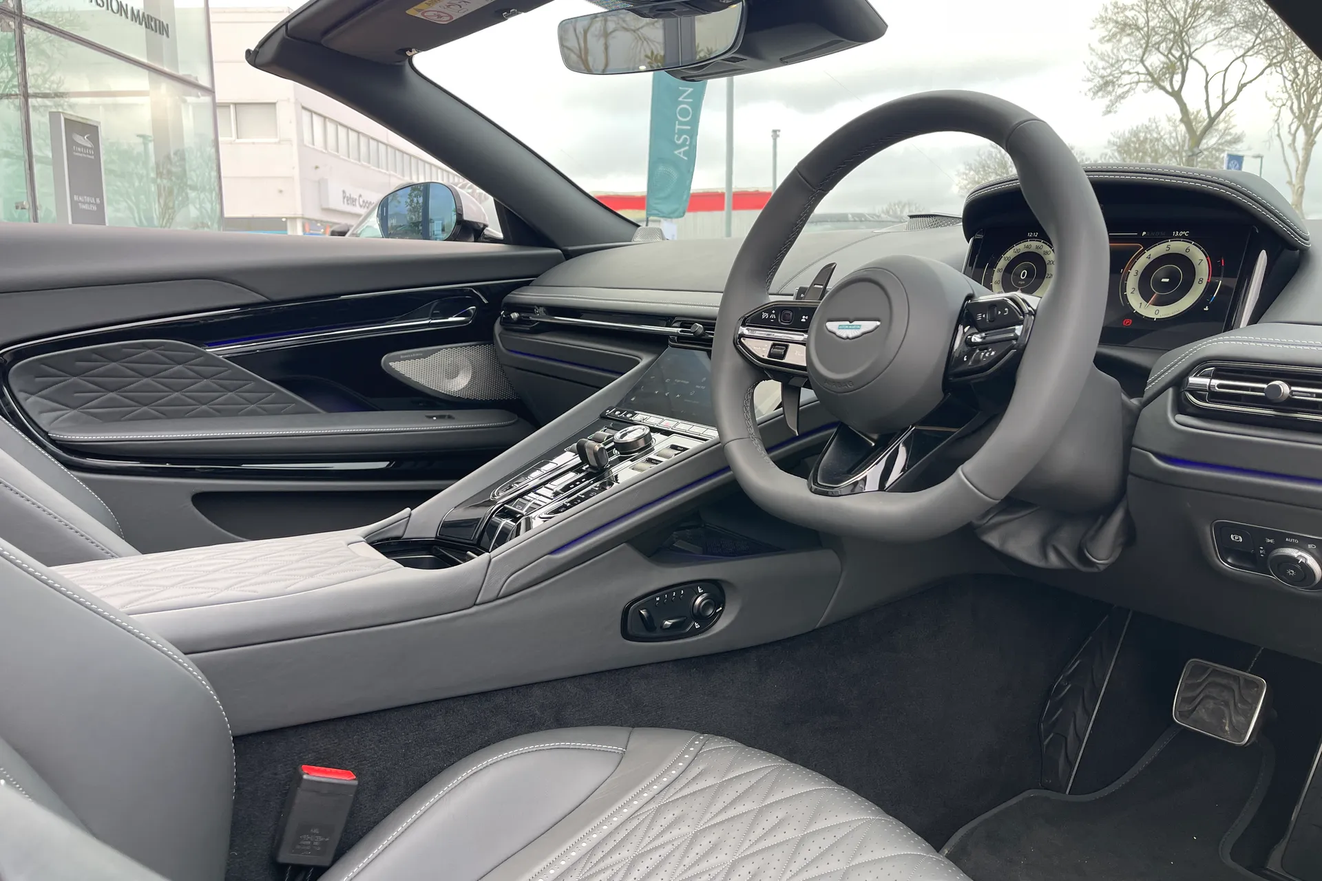 Aston Martin DB12 thumbnail image number 16