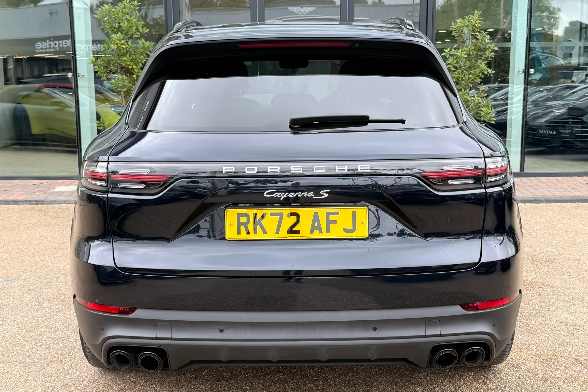 Porsche CAYENNE thumbnail image number 19