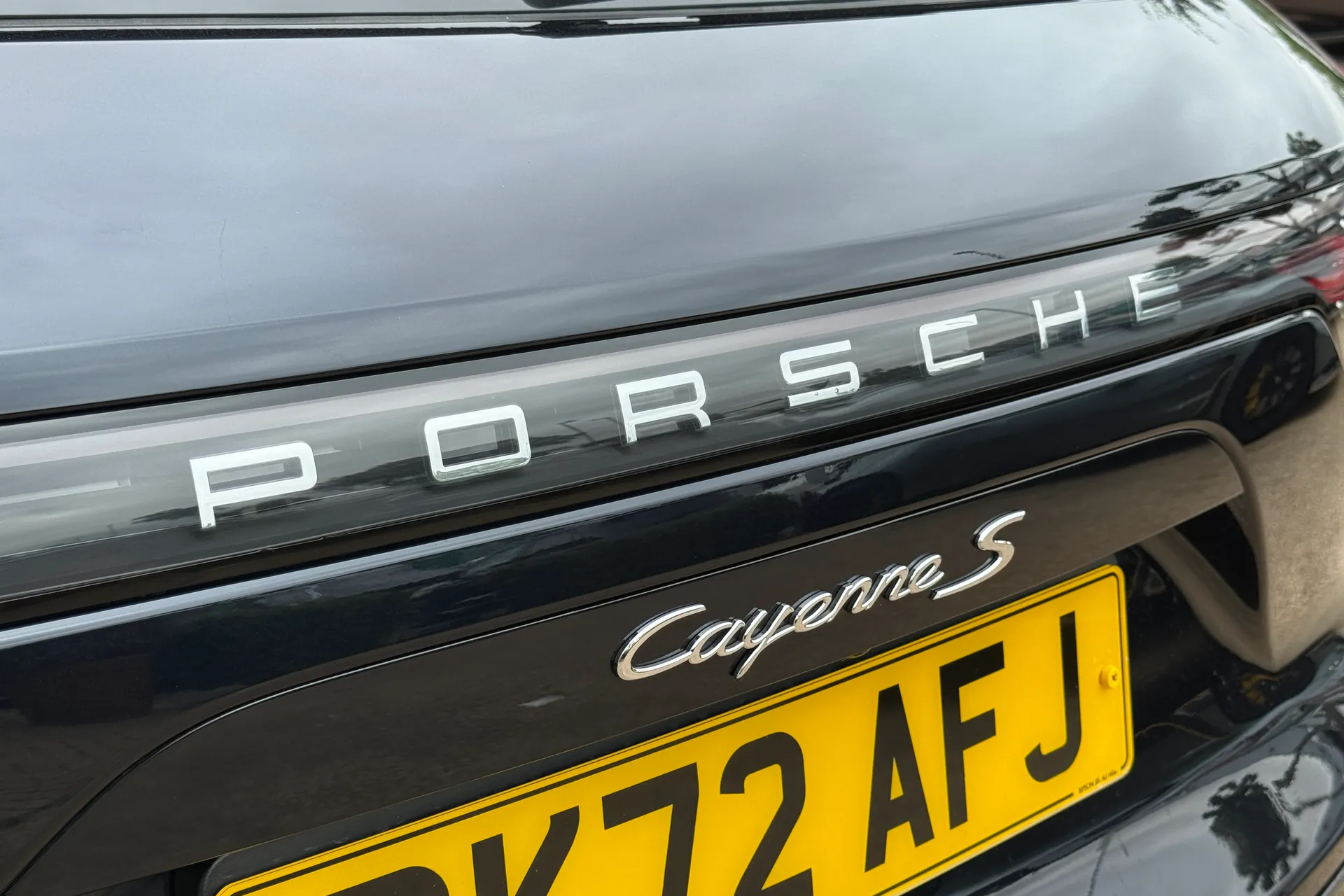 Porsche CAYENNE thumbnail image number 17