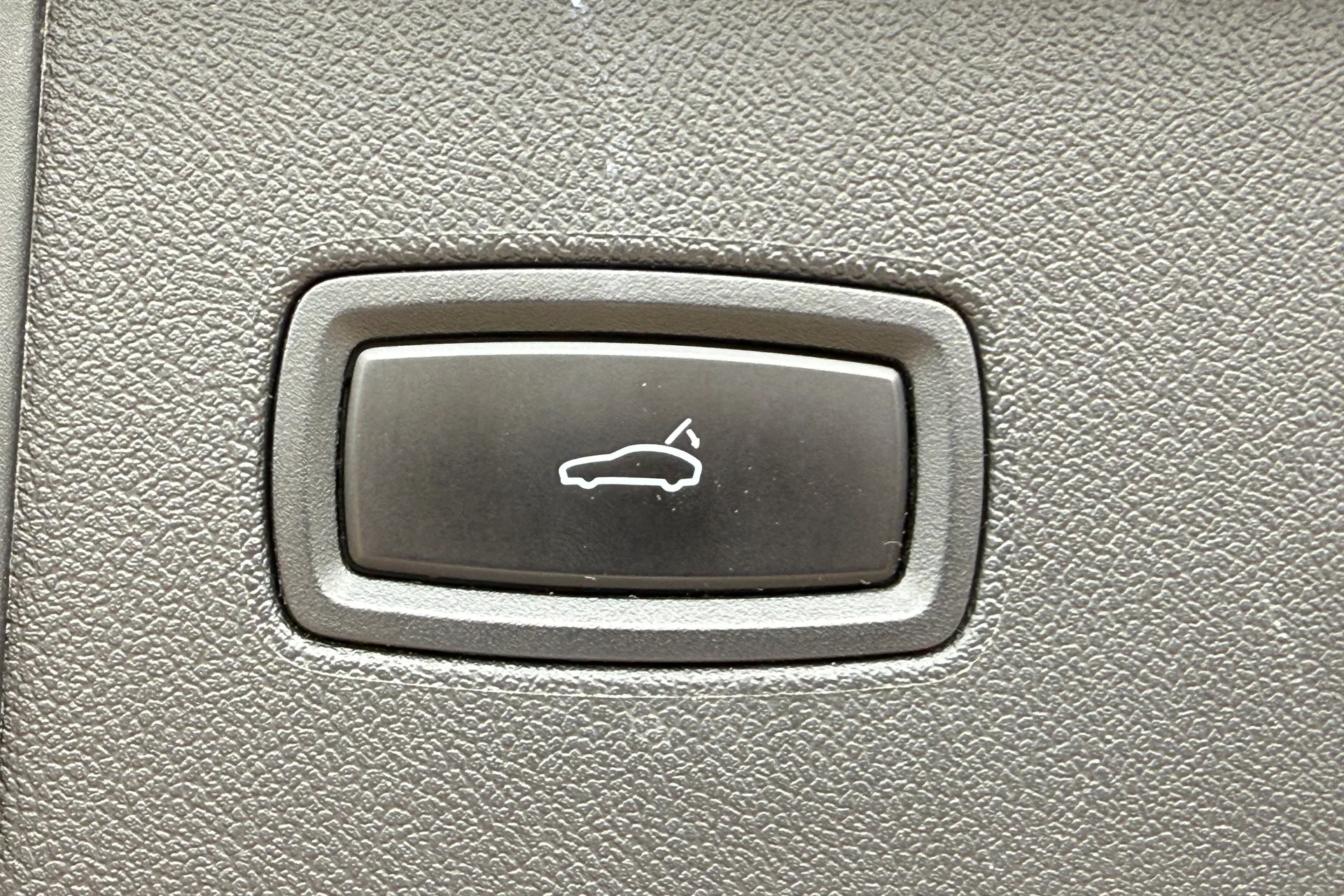 Porsche CAYENNE thumbnail image number 22