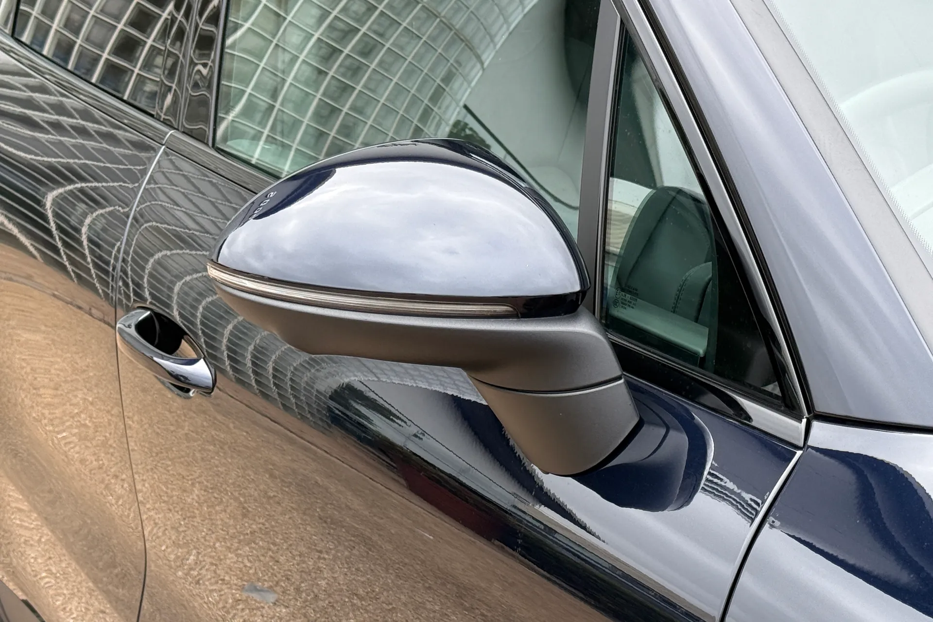 Porsche CAYENNE thumbnail image number 10