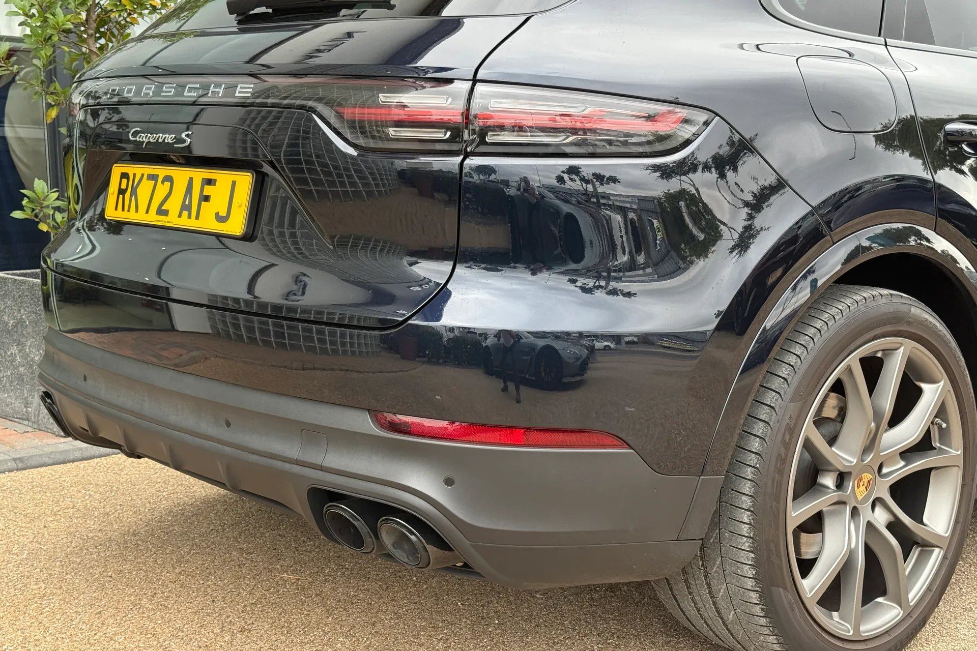 Porsche CAYENNE thumbnail image number 16