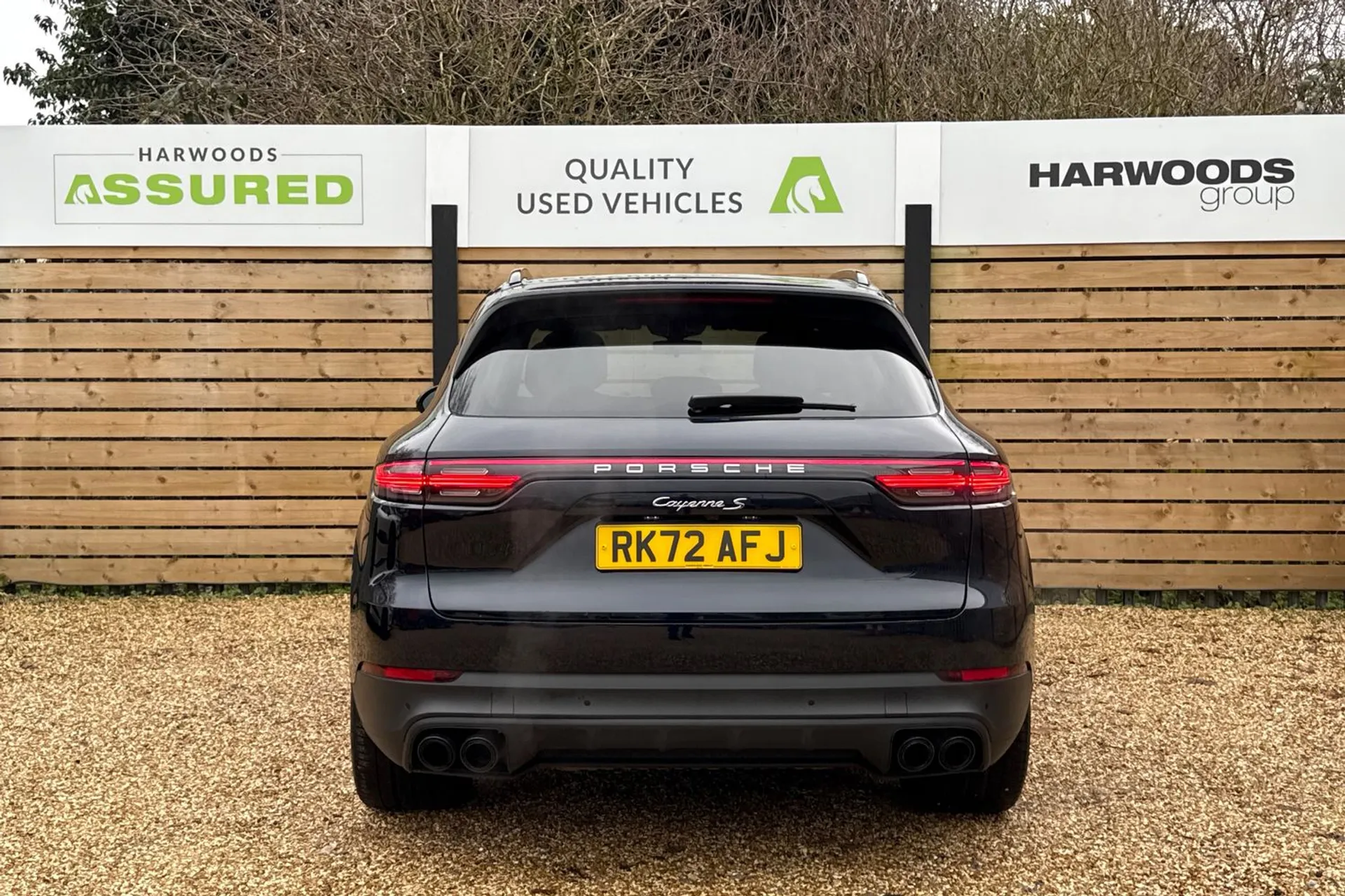 Porsche CAYENNE thumbnail image number 10