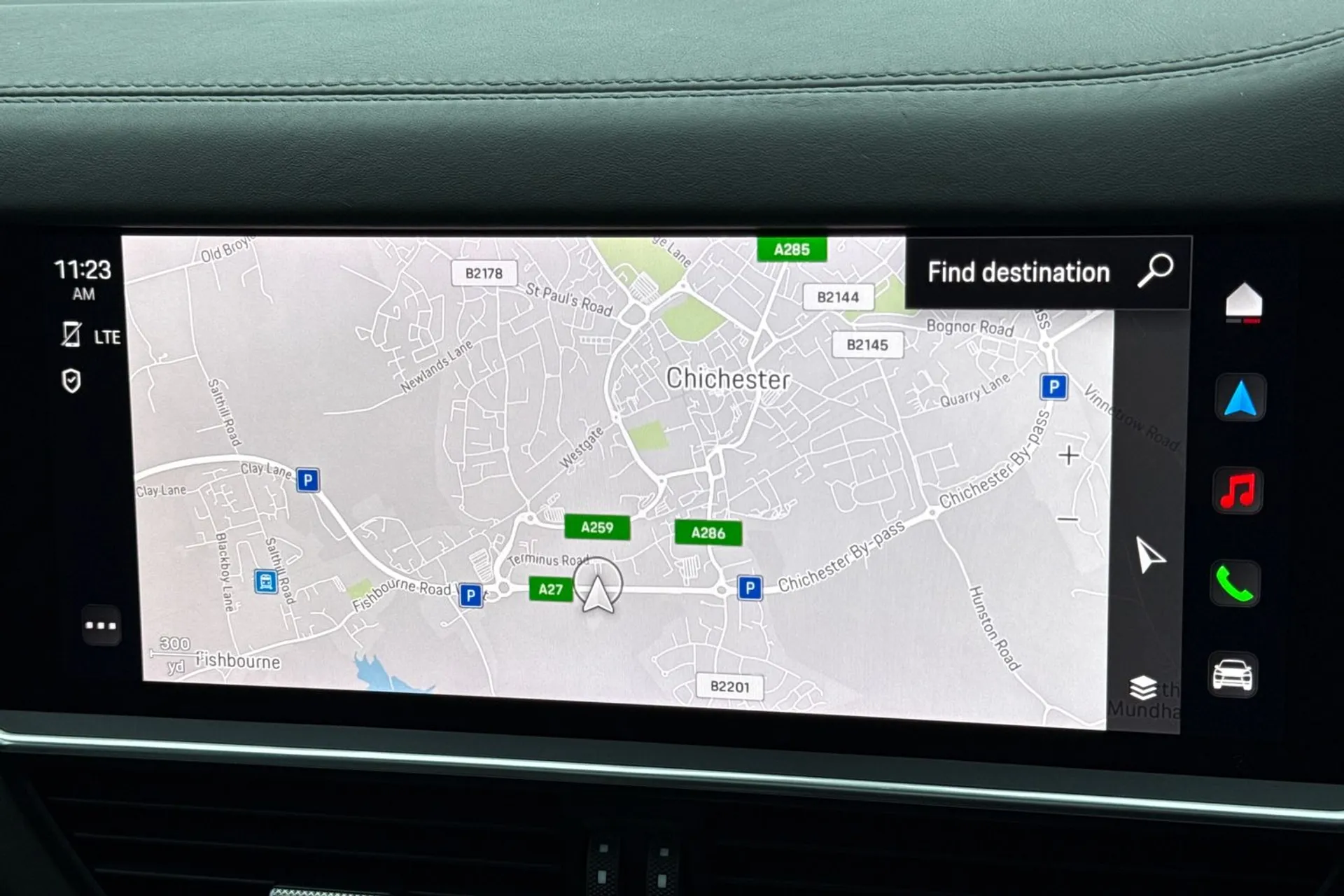 Porsche CAYENNE thumbnail image number 4