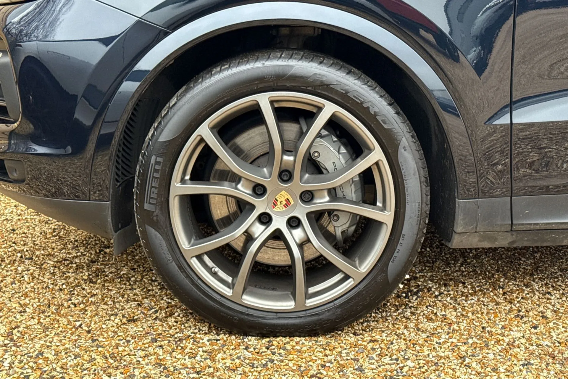 Porsche CAYENNE thumbnail image number 15