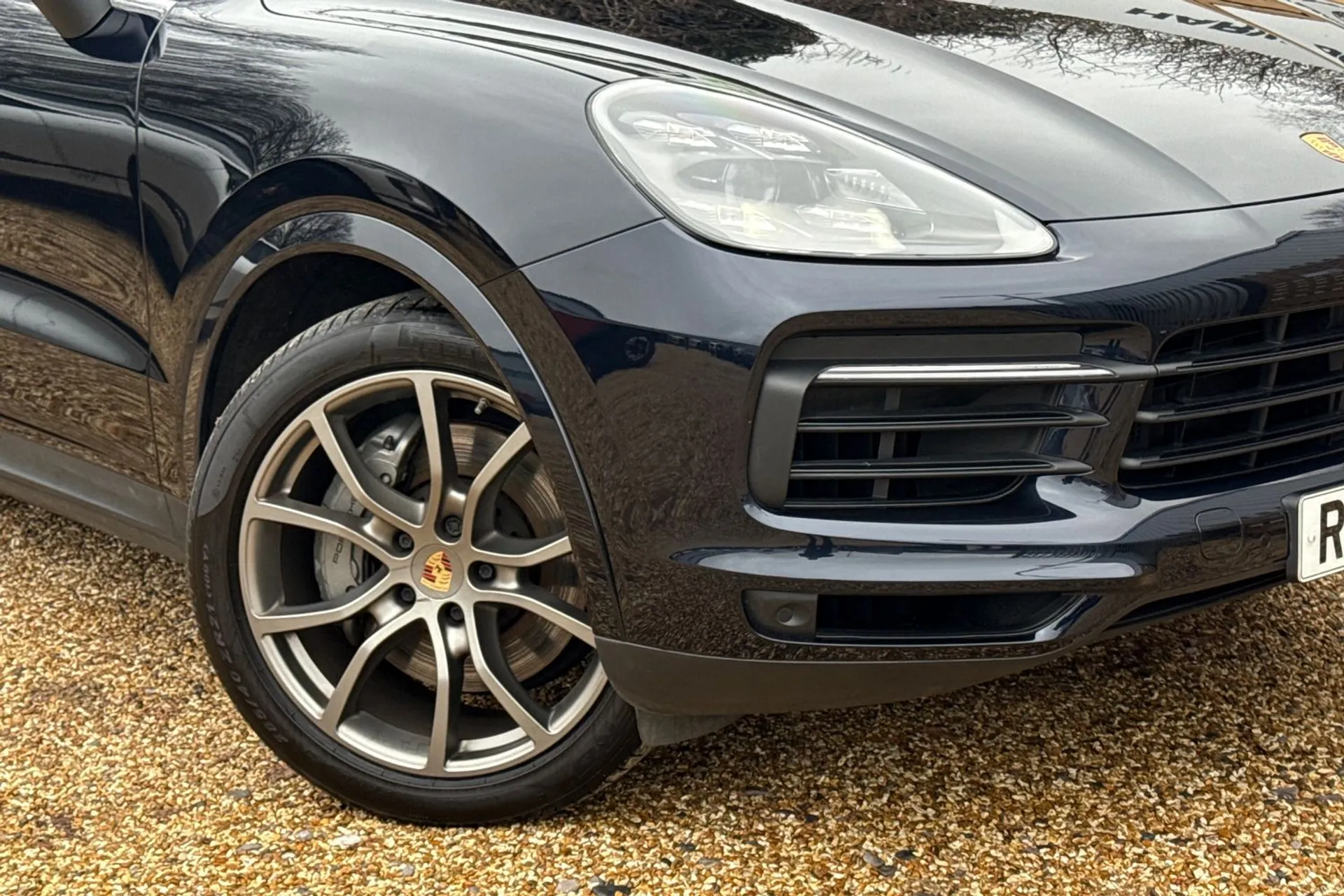 Porsche CAYENNE thumbnail image number 8