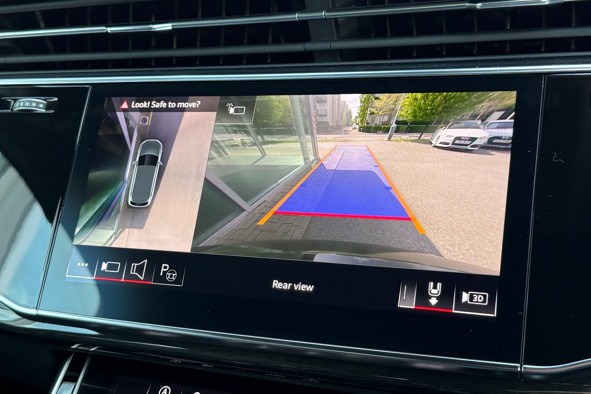 Audi Q7 thumbnail image number 5