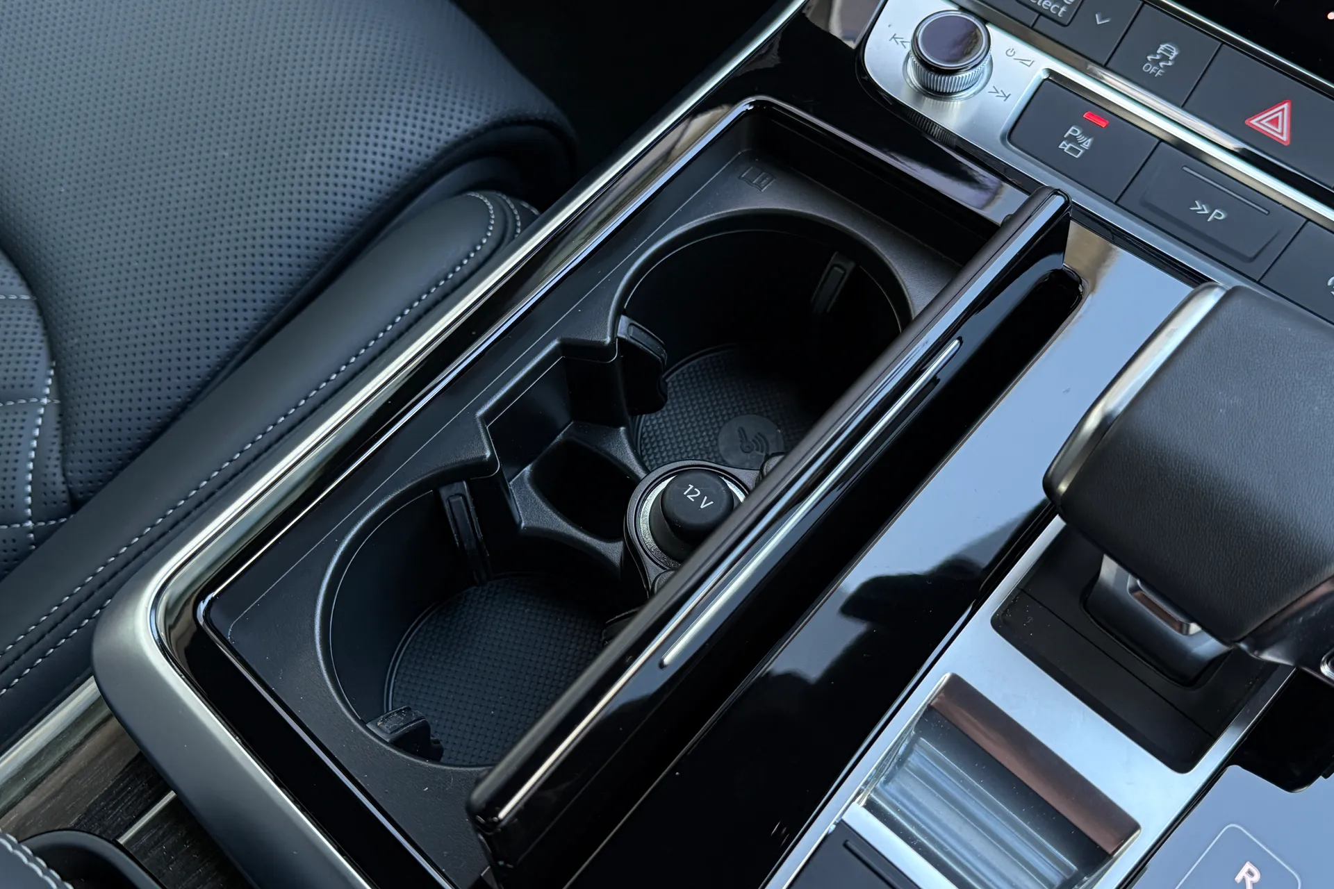 Audi Q7 thumbnail image number 40
