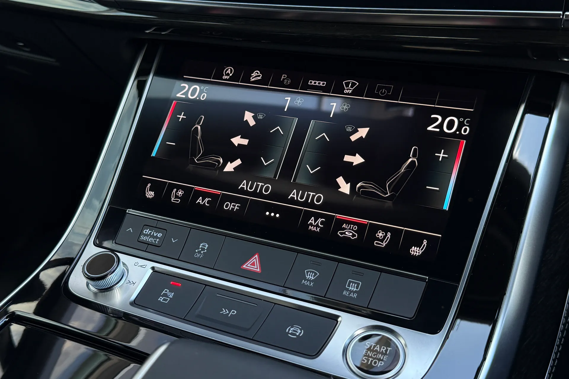 Audi Q7 thumbnail image number 29
