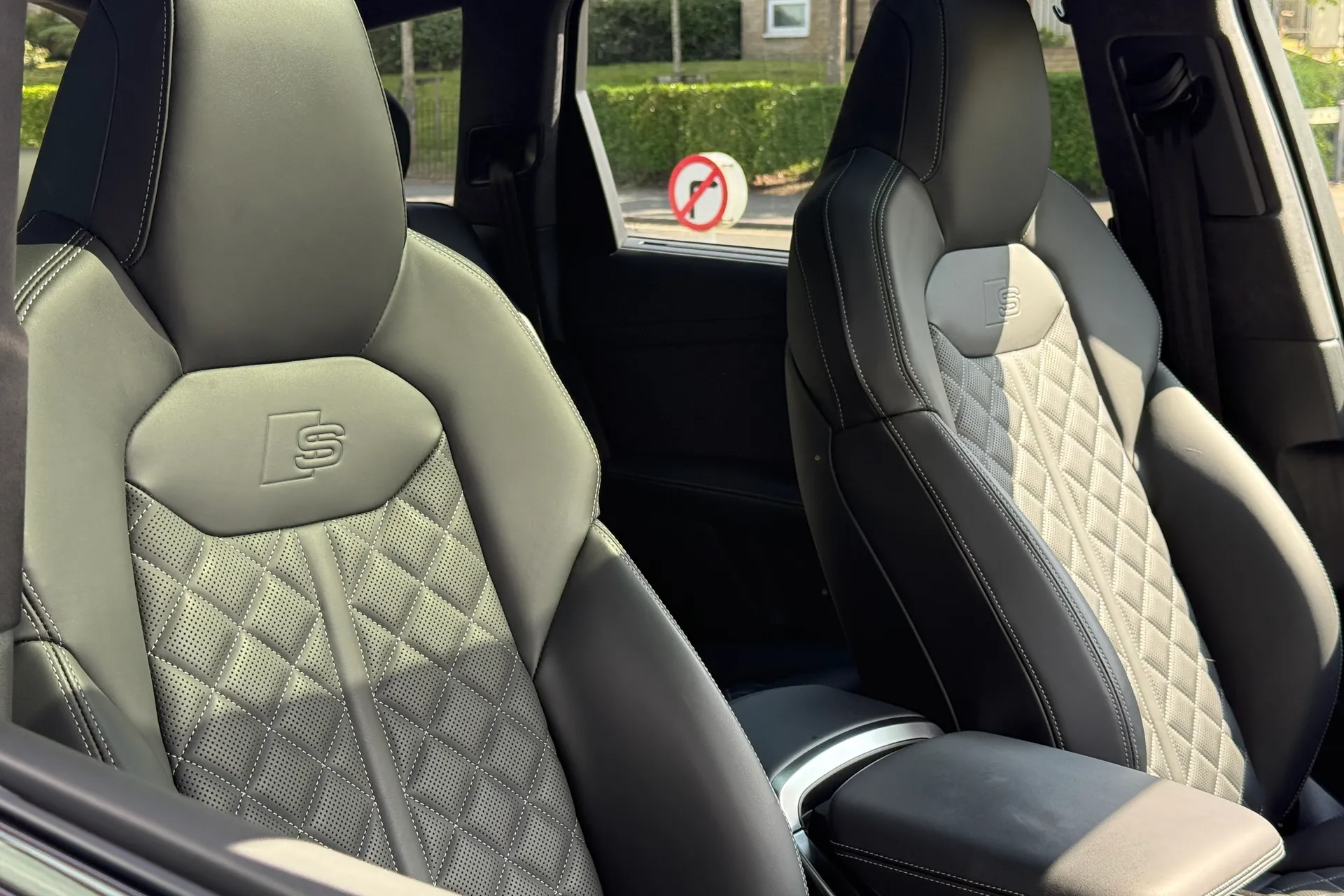 Audi Q7 thumbnail image number 45