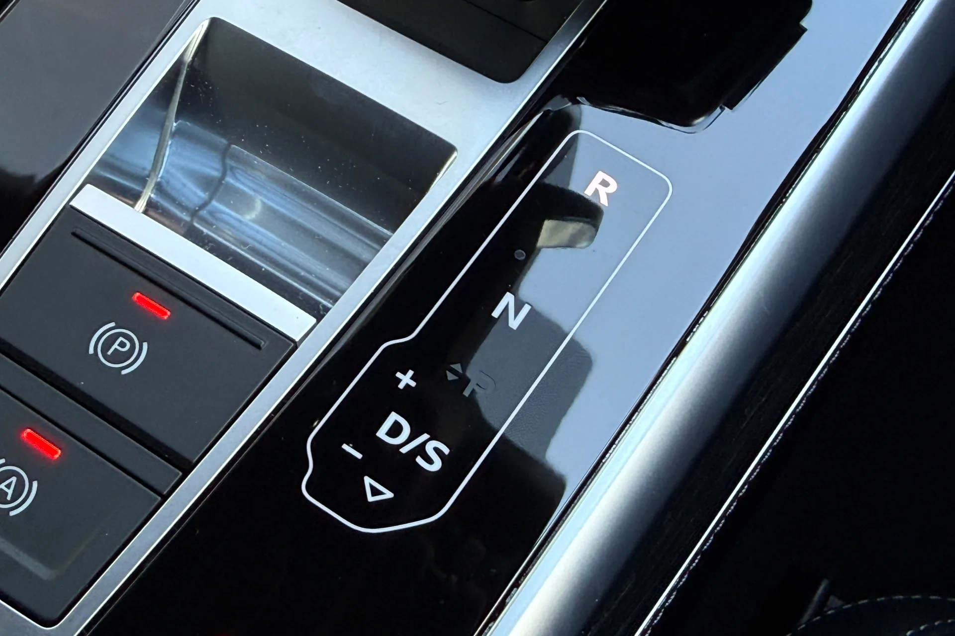 Audi Q7 thumbnail image number 37